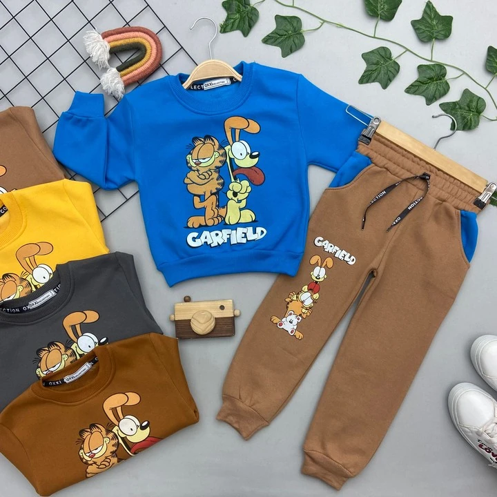 KARAKTER BASKILI ERKEK COCUK TAKIM