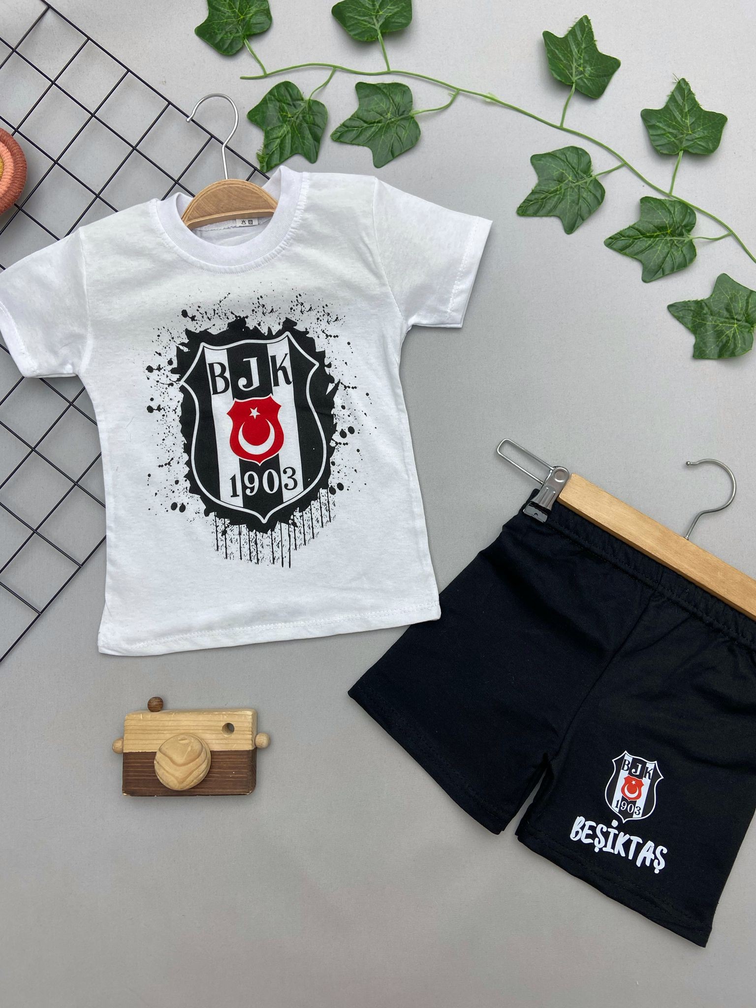 TARAFTAR BASKILI ERKEK COCUK TAKIM