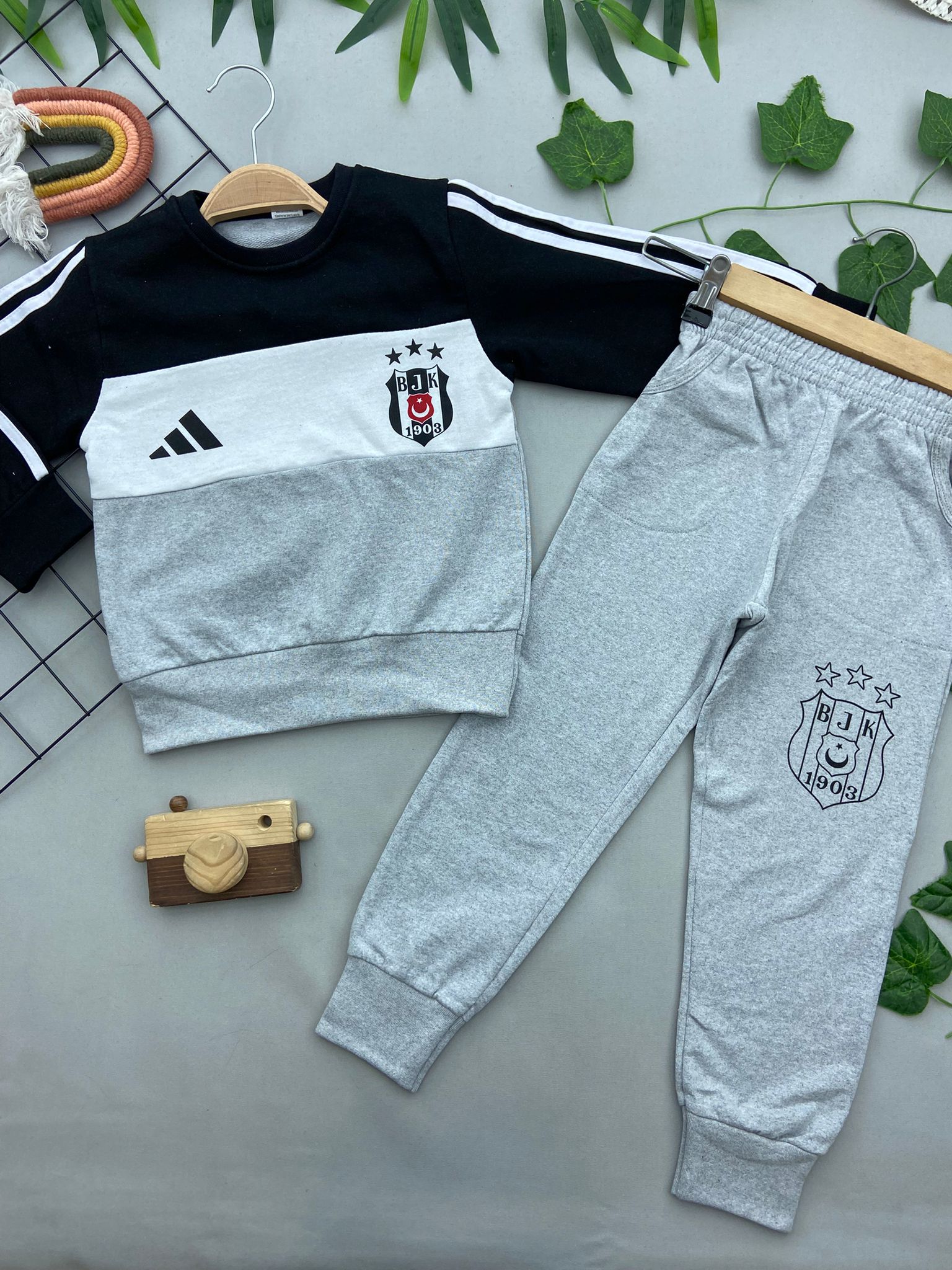 TARAFTAR BASKILI ERKEK COCUK TAKIM
