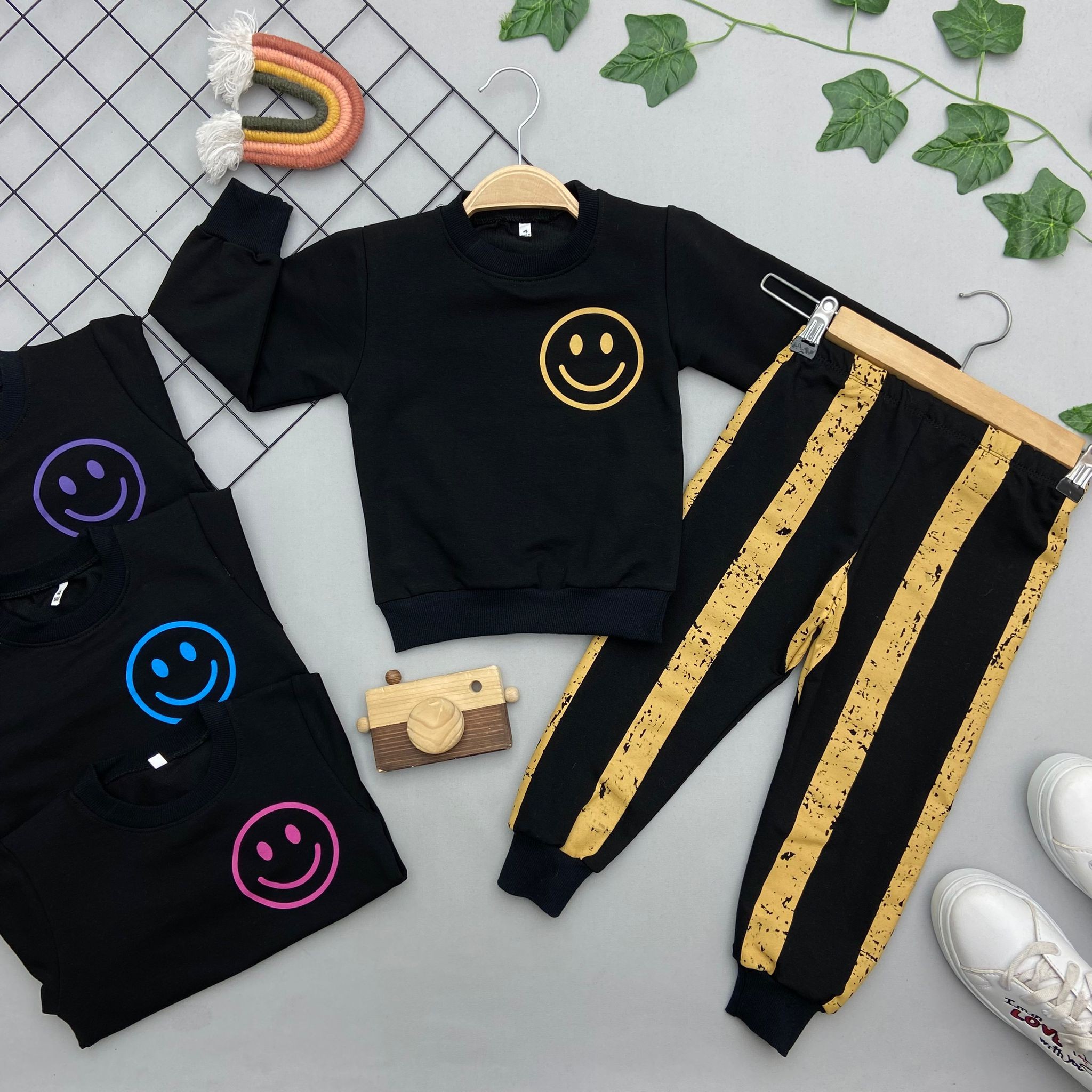 EMOJİ BASKILI UNISEX TAKIM