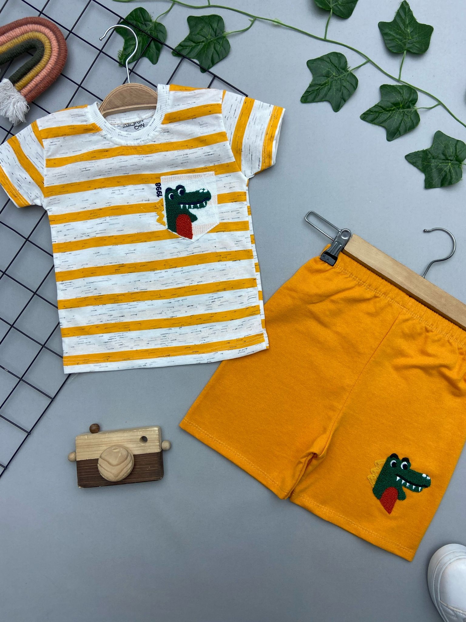 ⭐ TİMSAH BASKILI ERKEK ÇOCUK TAKIM