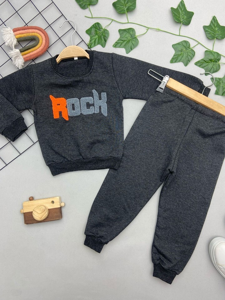 ROCK YAZILI ERKEK COCUK TAKIM