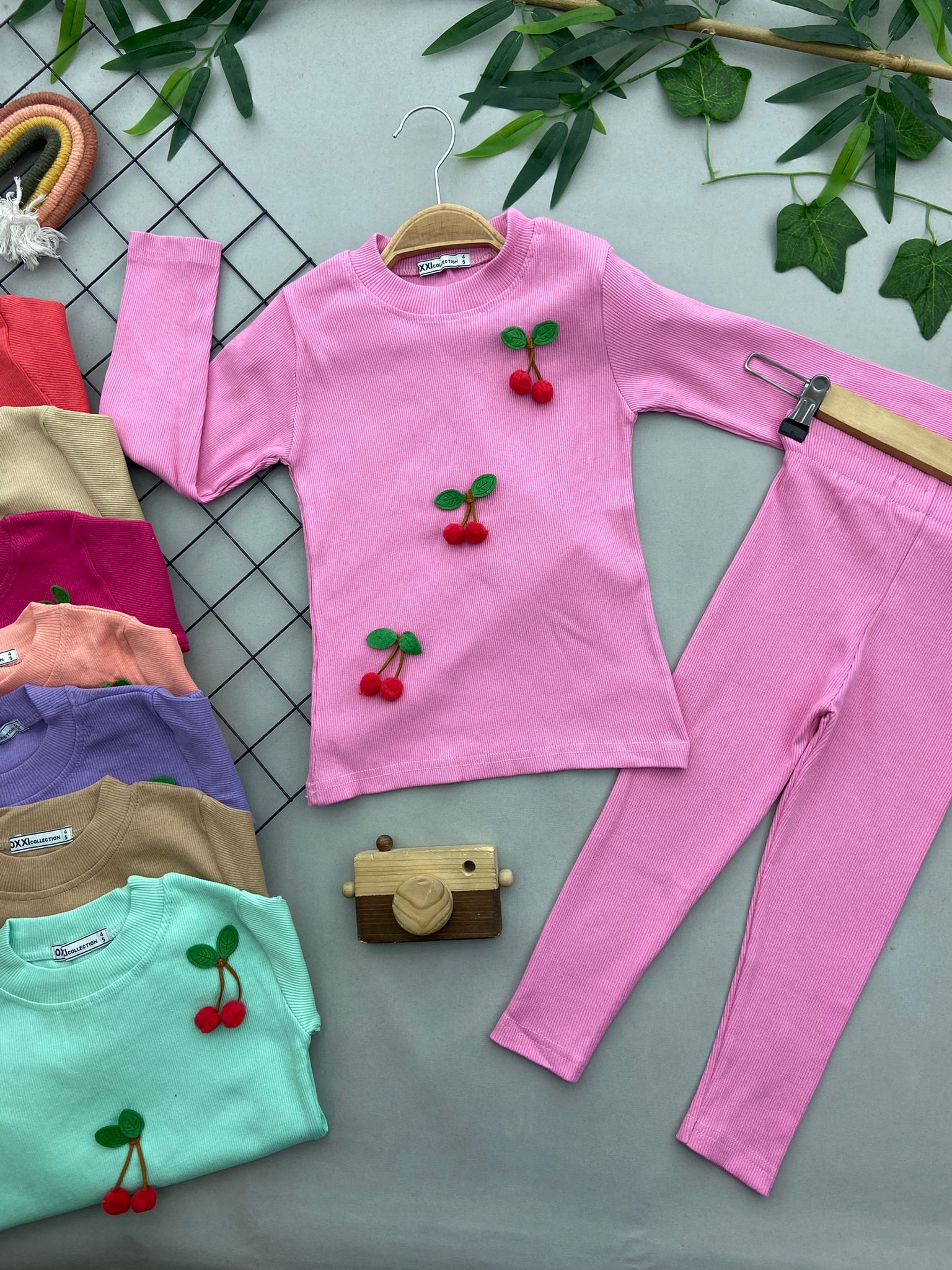 KIRAZ DETAYLI KIZ COCUK TAKIM