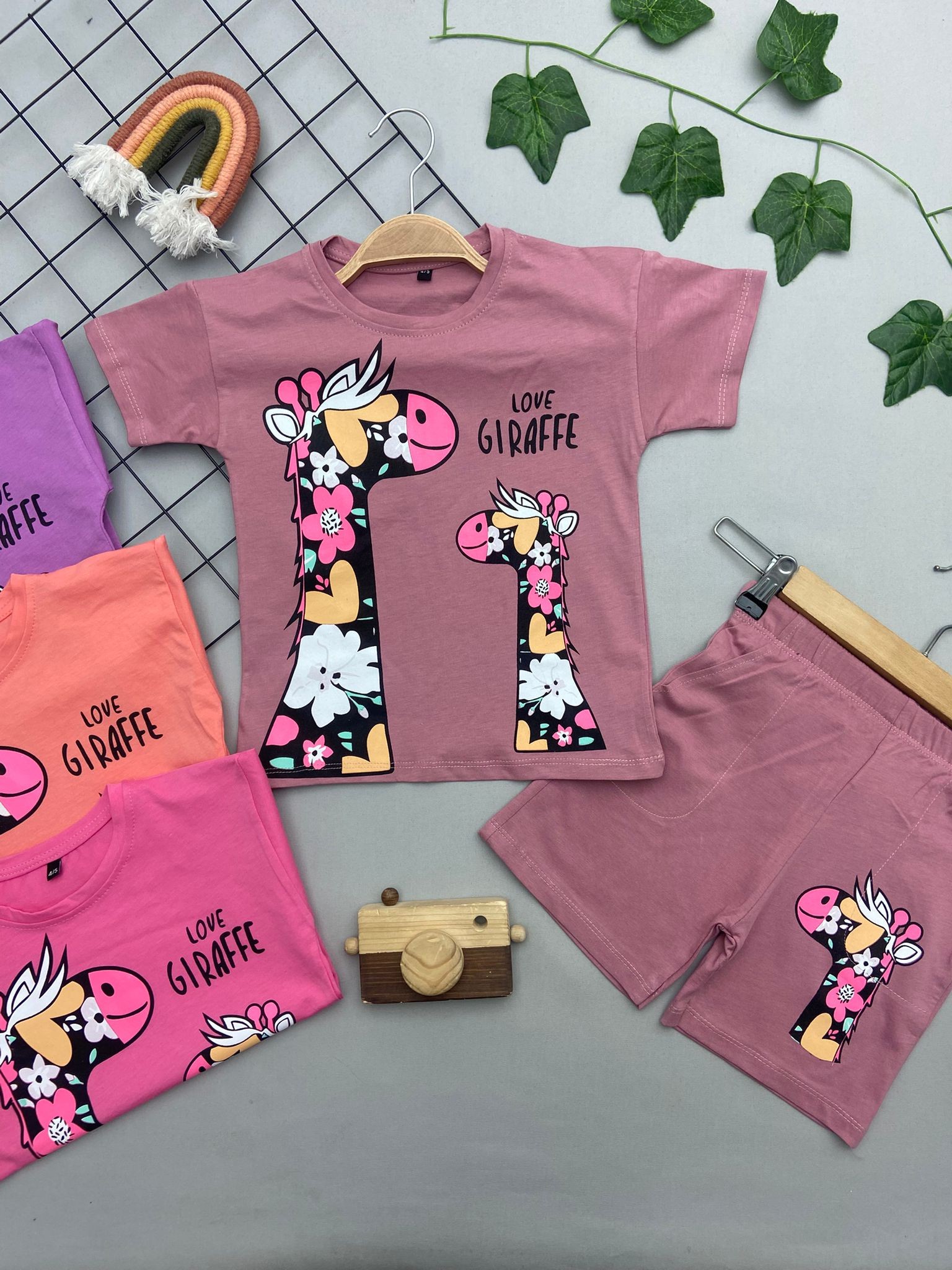 GIRAFFE YAZILI KIZ COCUK TAKIM