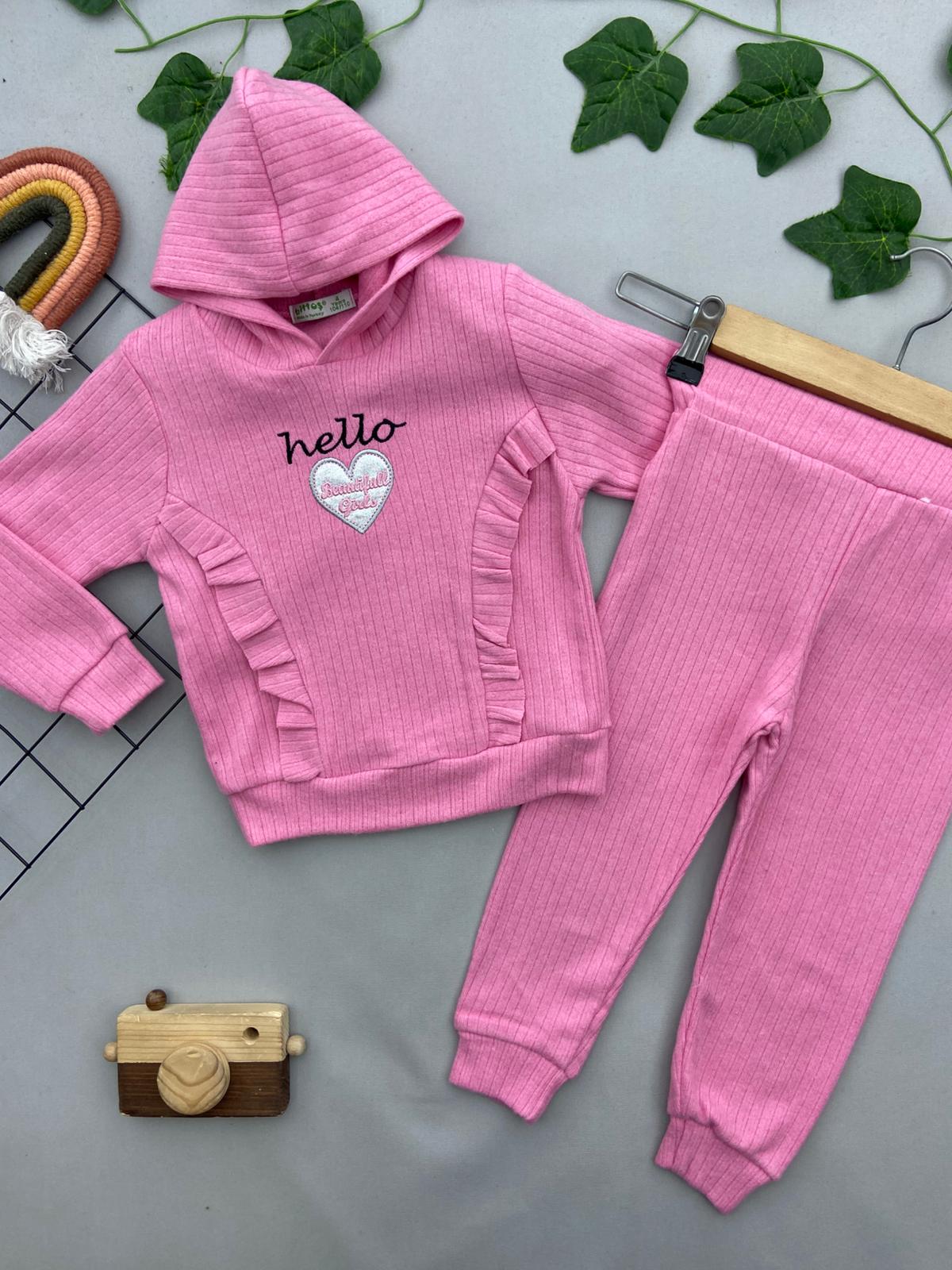 HELLO YAZILI KIZ COCUK TAKIM