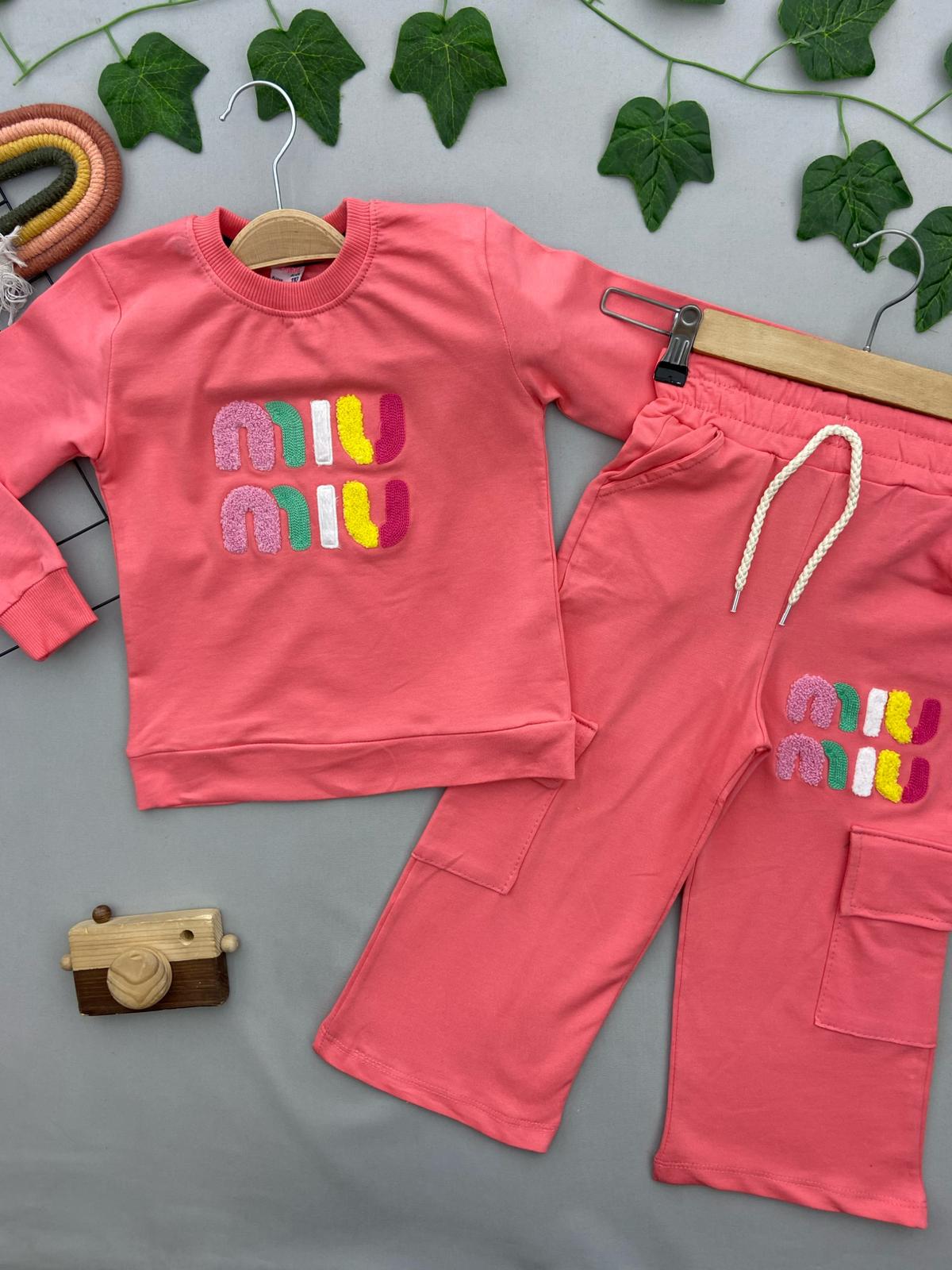 YAZI BASKILI KIZ COCUK TAKIM