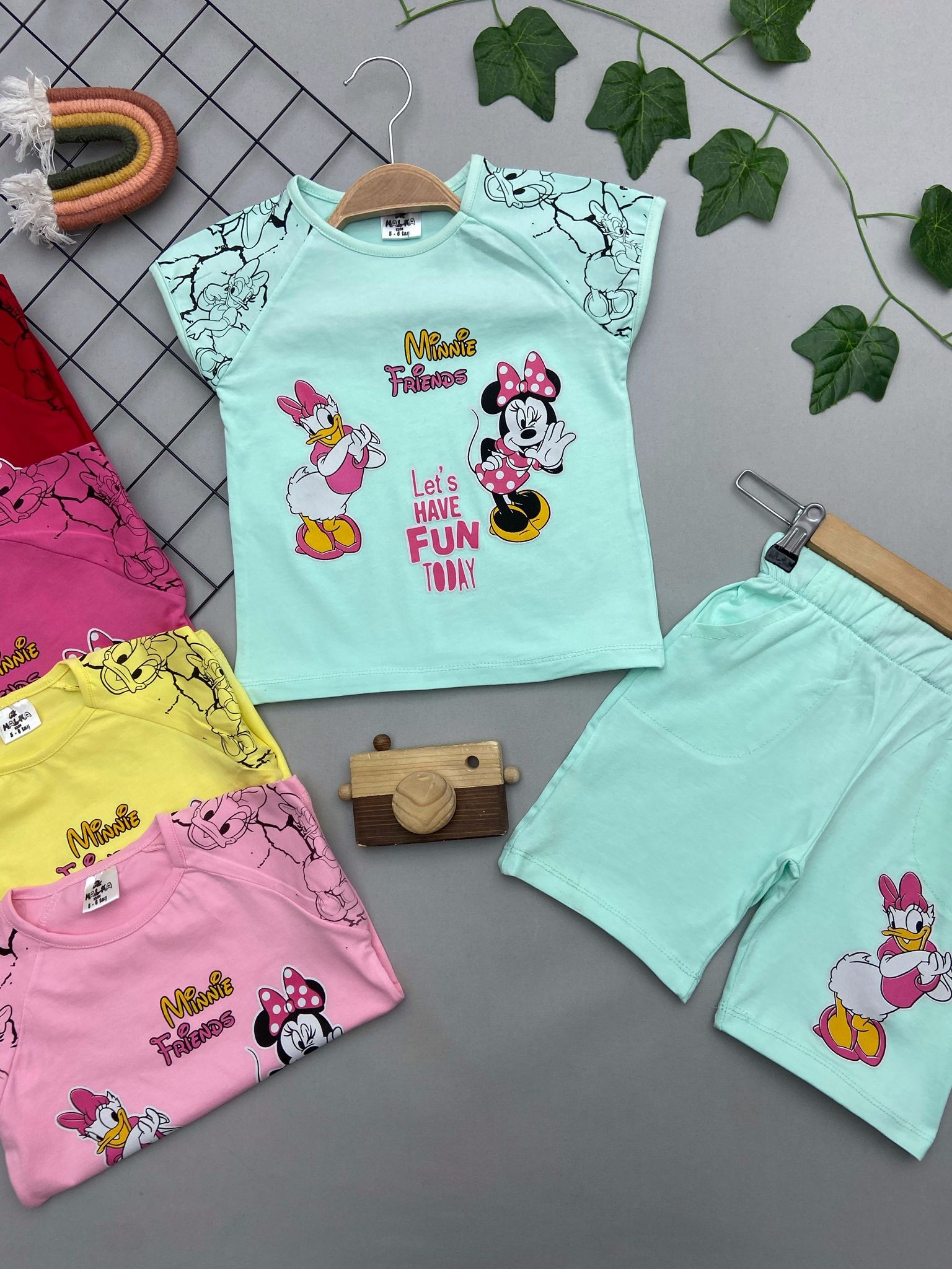 MINNIE FRIENDS YAZILI KIZ COCUK TAKIM