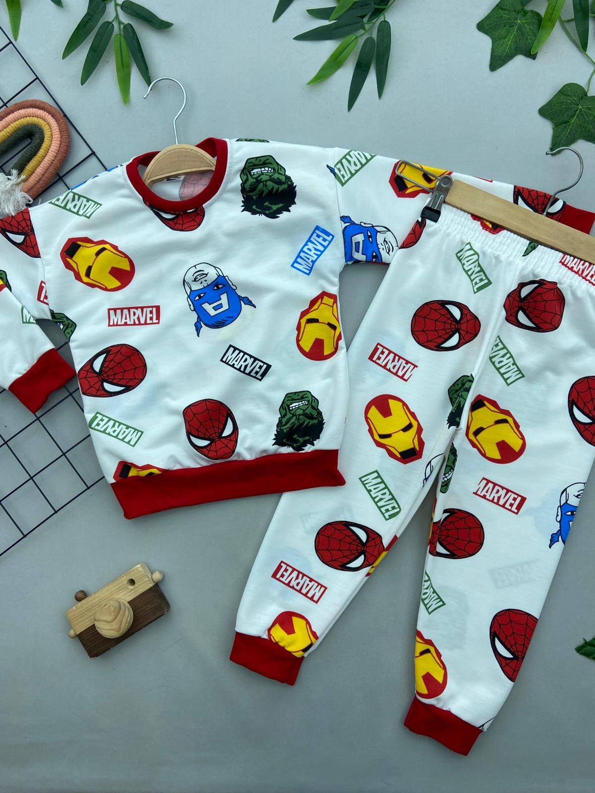MARVEL BASKILI ERKEK COCUK TAKIM