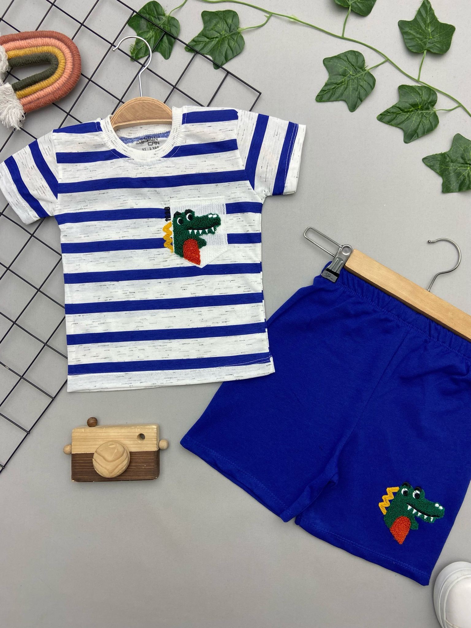 ⭐ TİMSAH BASKILI ERKEK ÇOCUK TAKIM