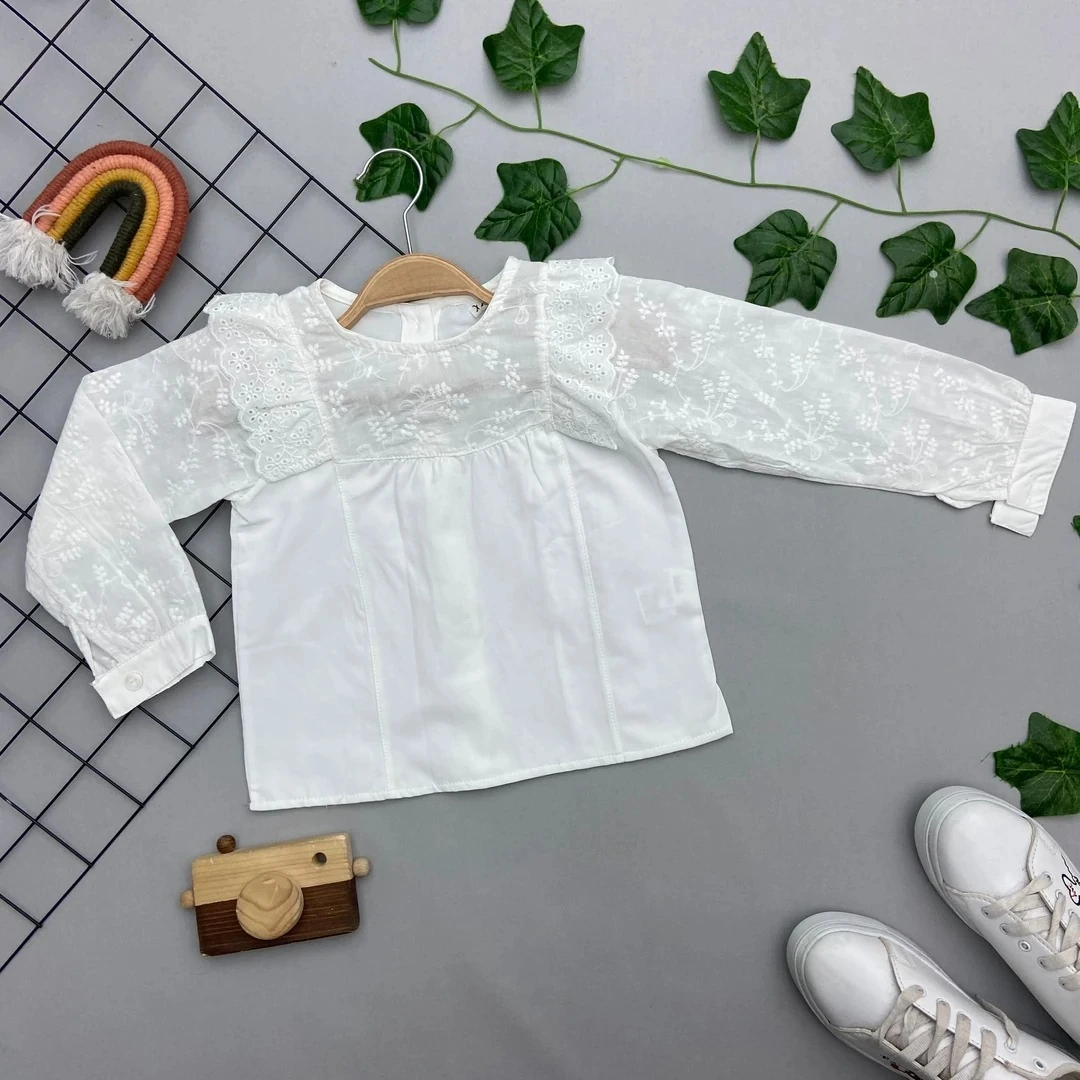 İŞLEME DETAYLI KIZ ÇOCUK GÖMLEK