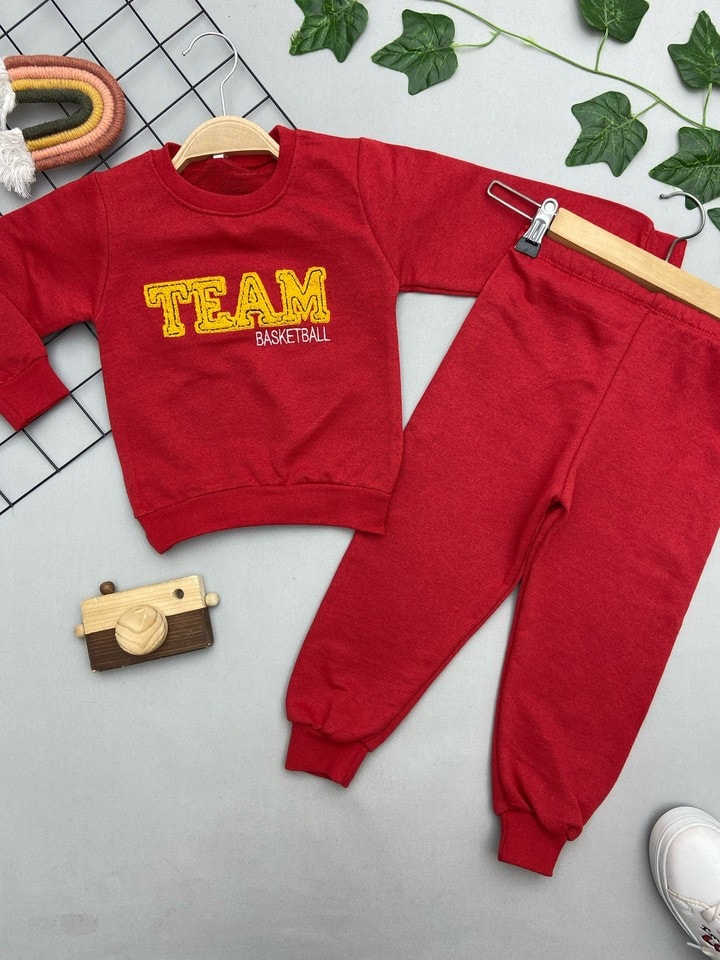 TEAM YAZILI ERKEK ÇOCUK TAKIM