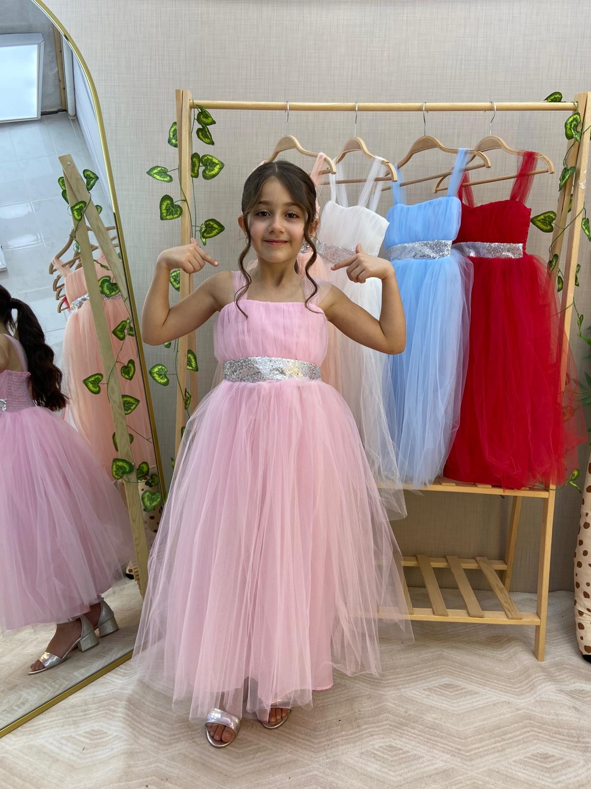 PUL DETAYLI KIZ COCUK ELBİSE