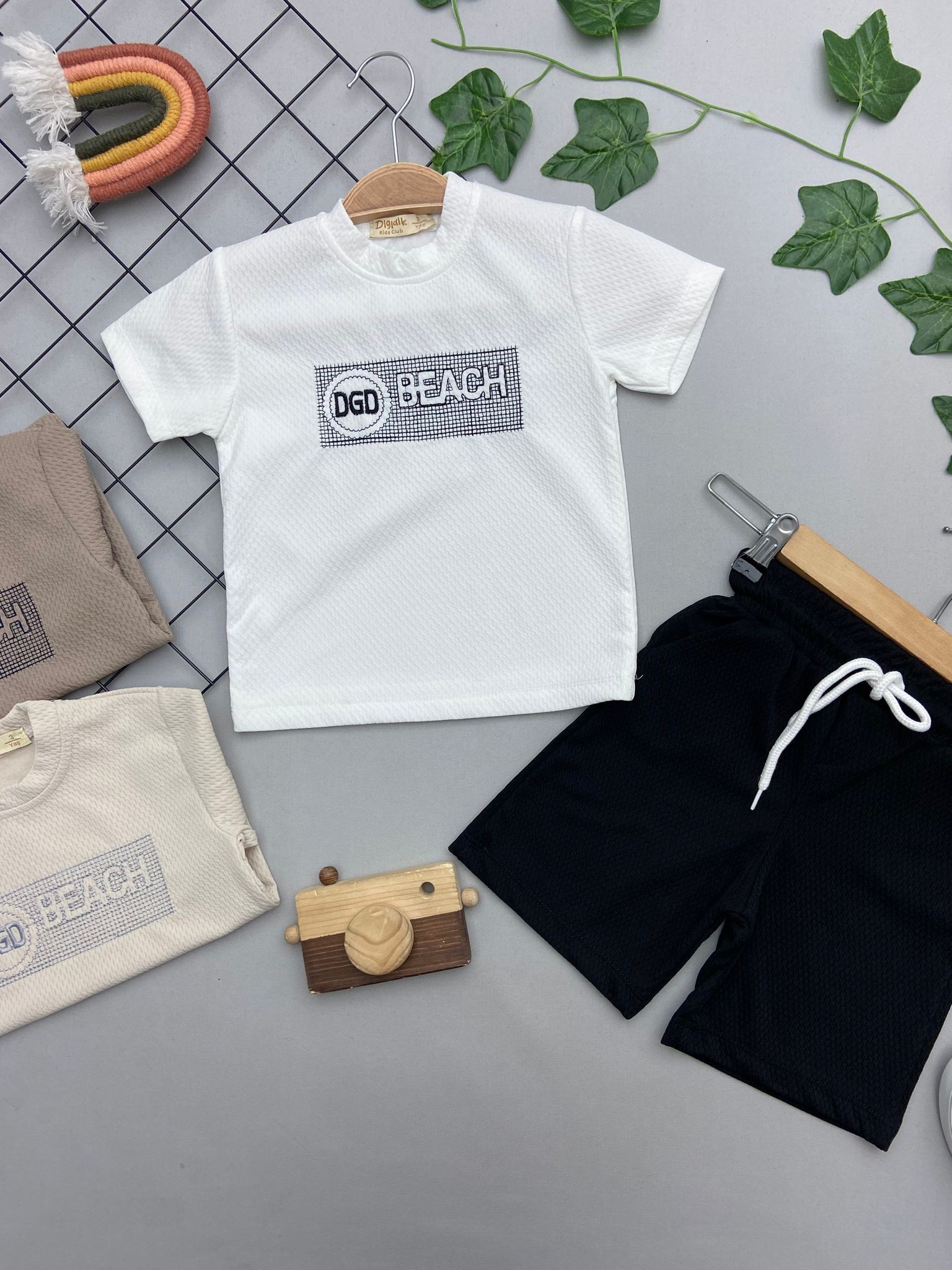 BEACH YAZILI ERKEK COCUK TAKIM