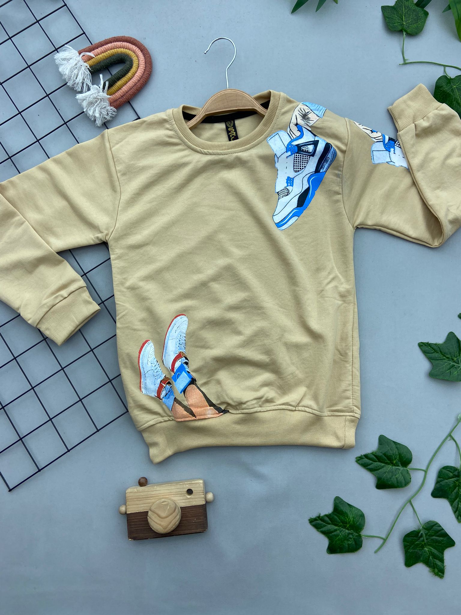 AYAKKABI BASKILI ERKEK COCUK SWEATSHIRT