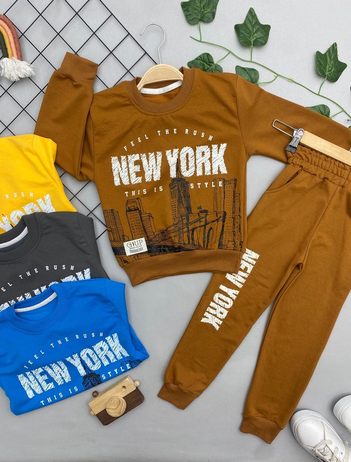 NEW YORK YAZILI ERKEK COCUK TAKIM