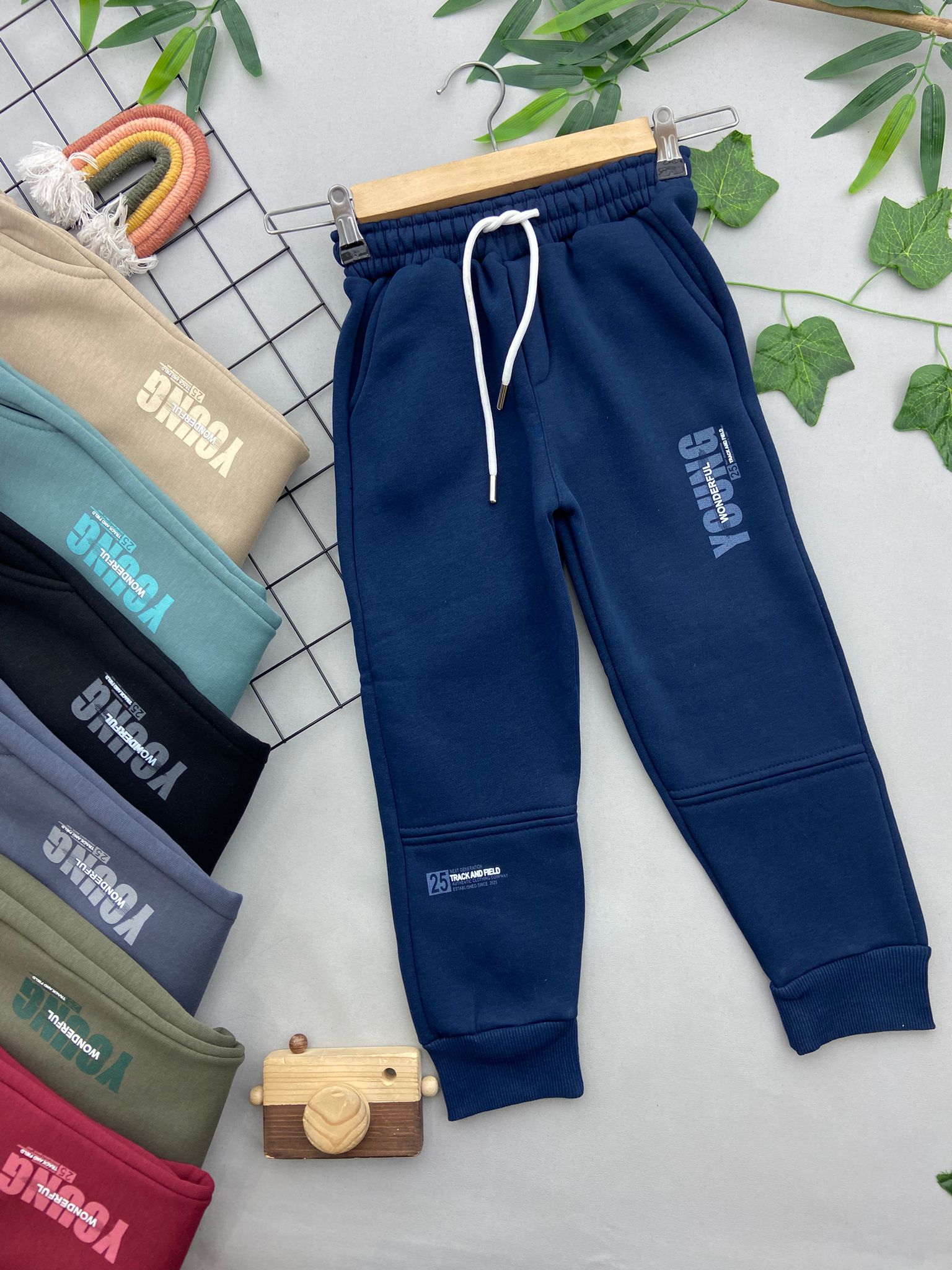 YOUNG YAZILI ERKEK COCUK ALT