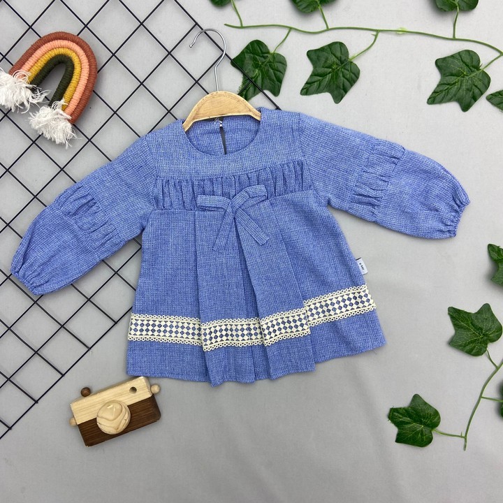 ⭐ KÜÇÜK KURDALE DETAYLI KIZ BEBEK ELBİSE