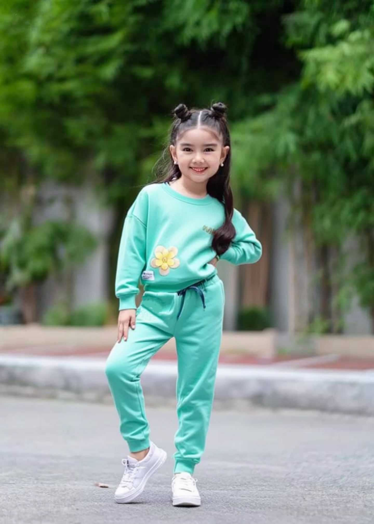 DOLLS YAZILI KIZ ÇOCUK TAKIM