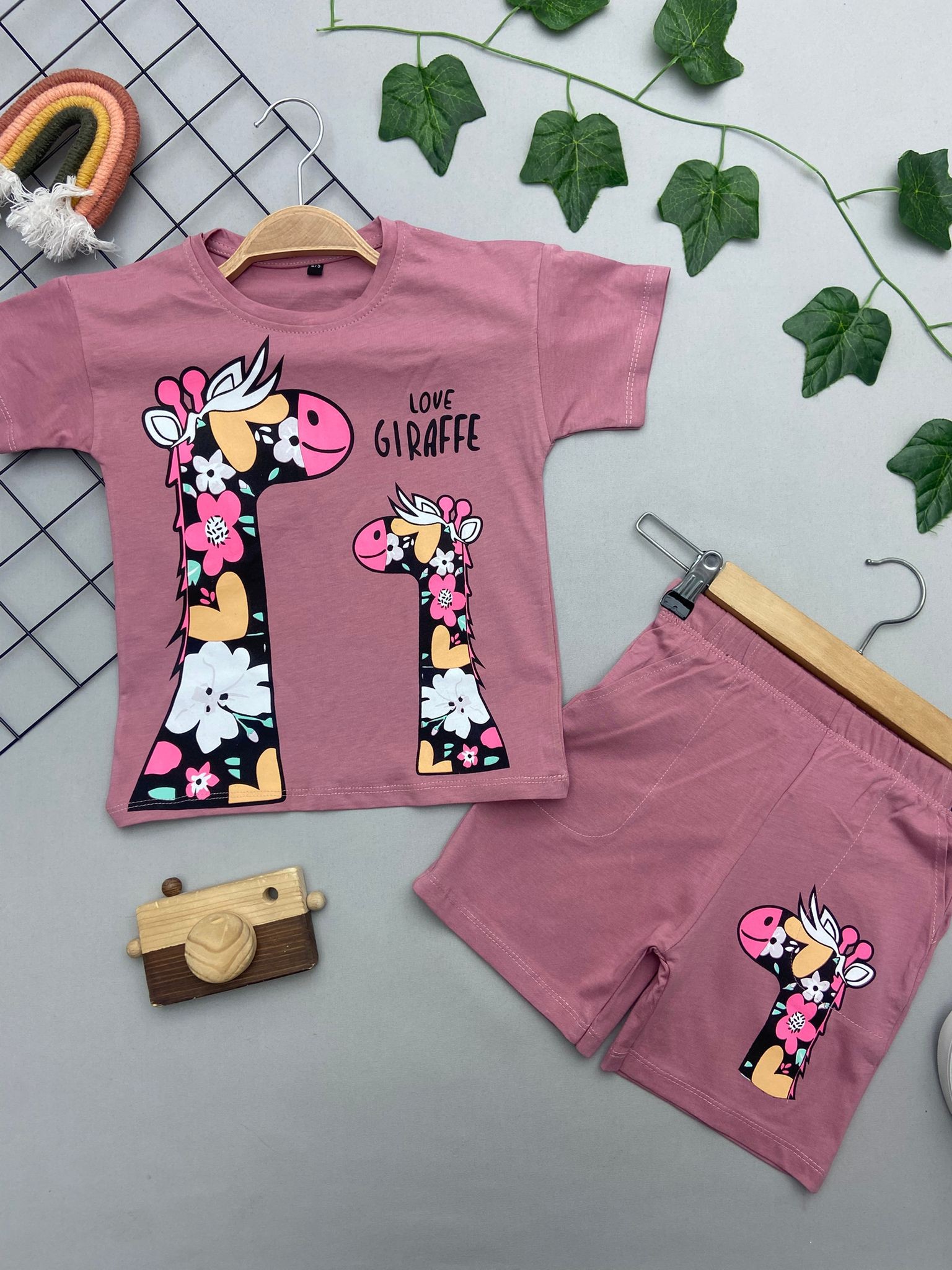GIRAFFE YAZILI KIZ COCUK TAKIM