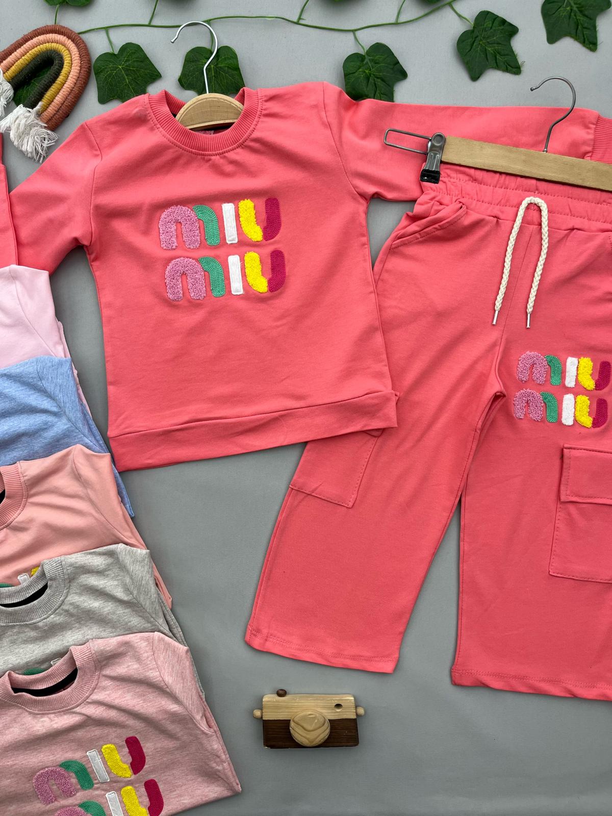 YAZI BASKILI KIZ COCUK TAKIM