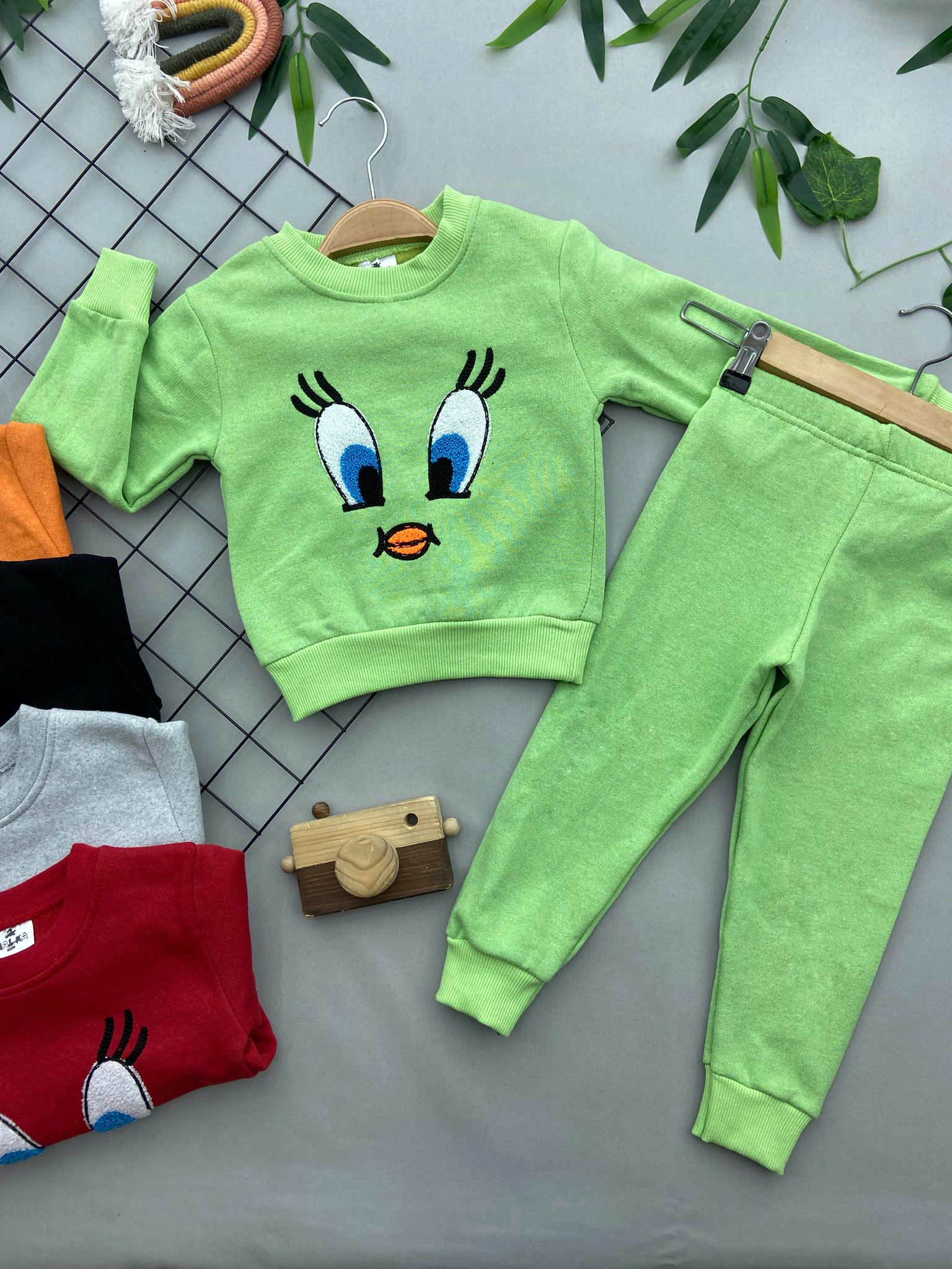 TWEETY BASKILI UNISEX TAKIM