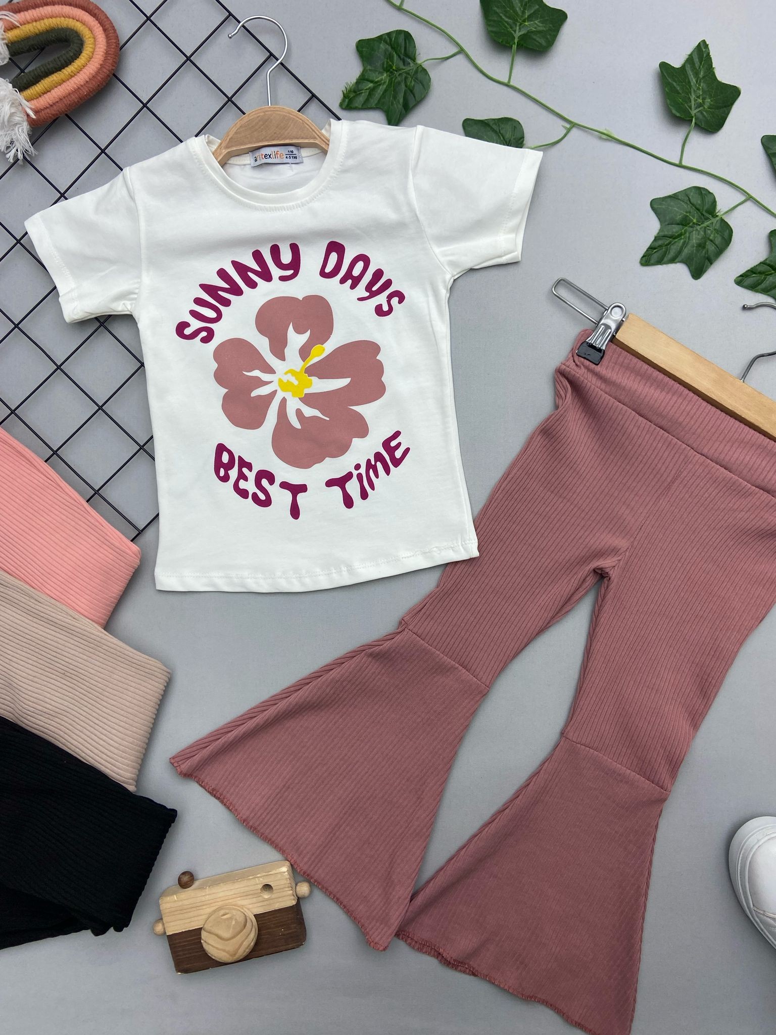 SUNNY DAYS YAZILI KIZ COCUK TAKIM