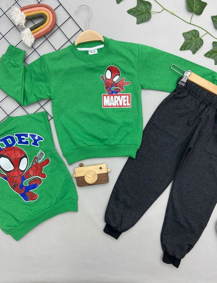 MARVEL YAZILI ERKEK ÇOCUK TAKIM