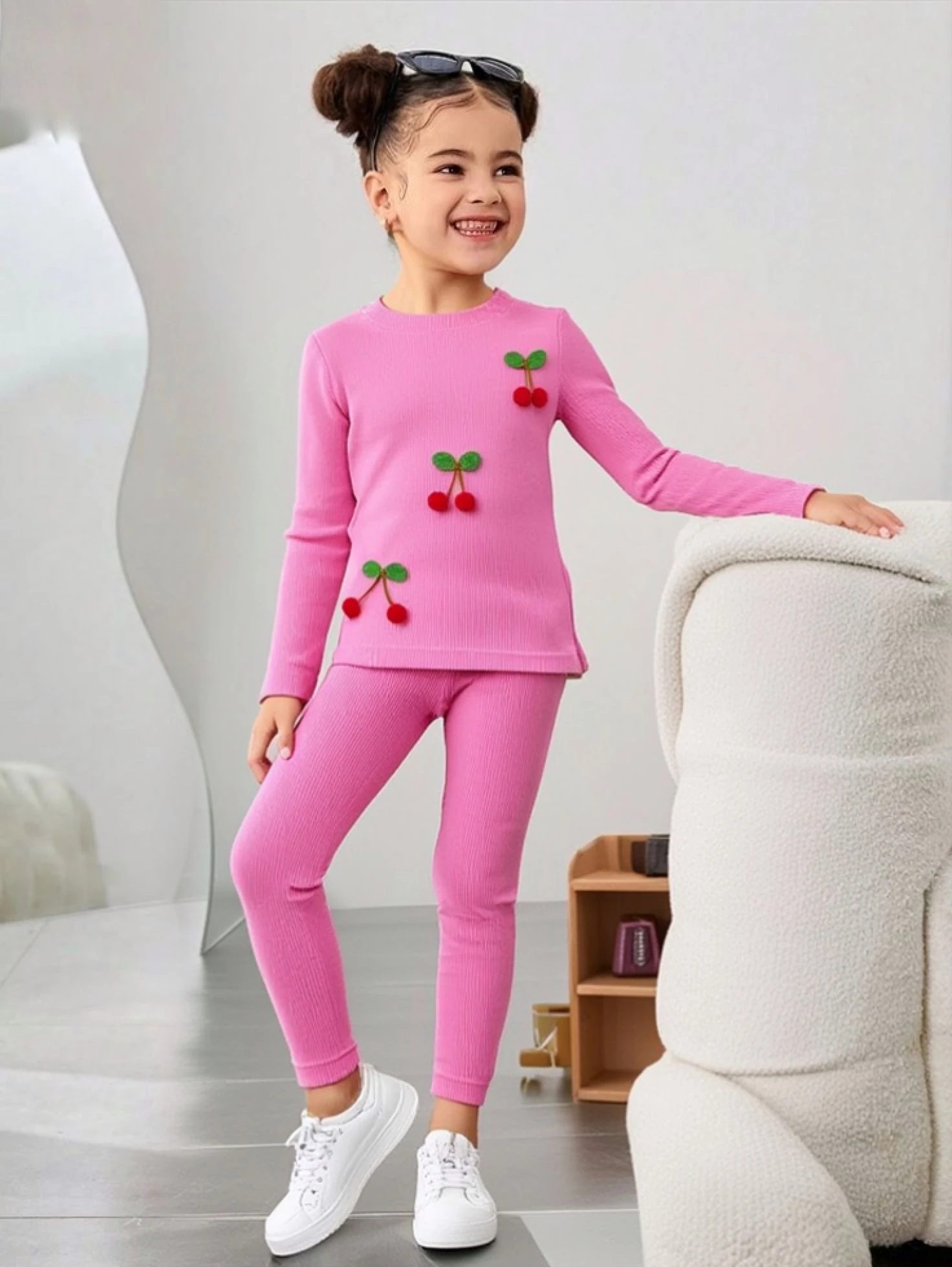 KIRAZ DETAYLI KIZ COCUK TAKIM