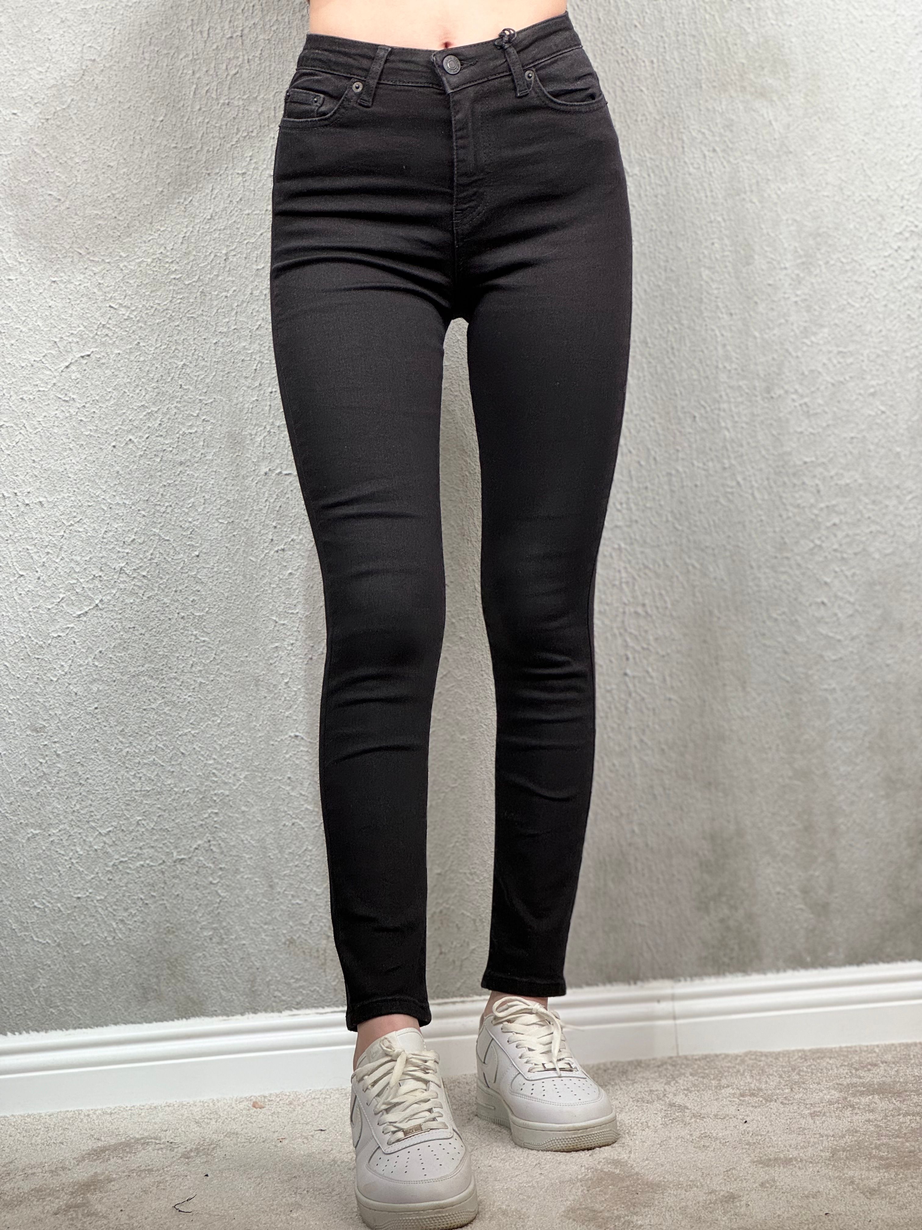 SİYAH HIGH WAIST NARROW LEG JEAN