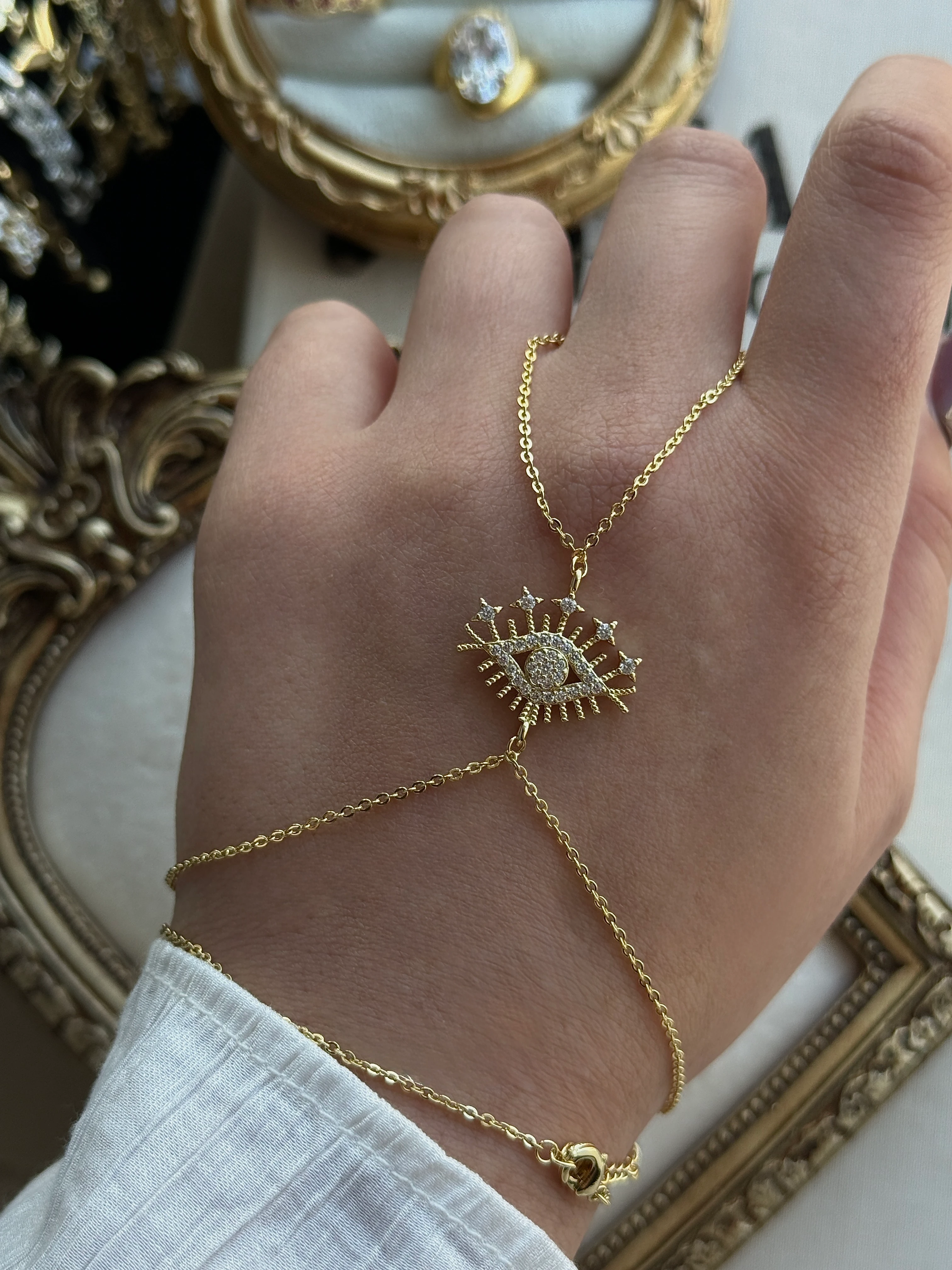 eye of light şahmeran