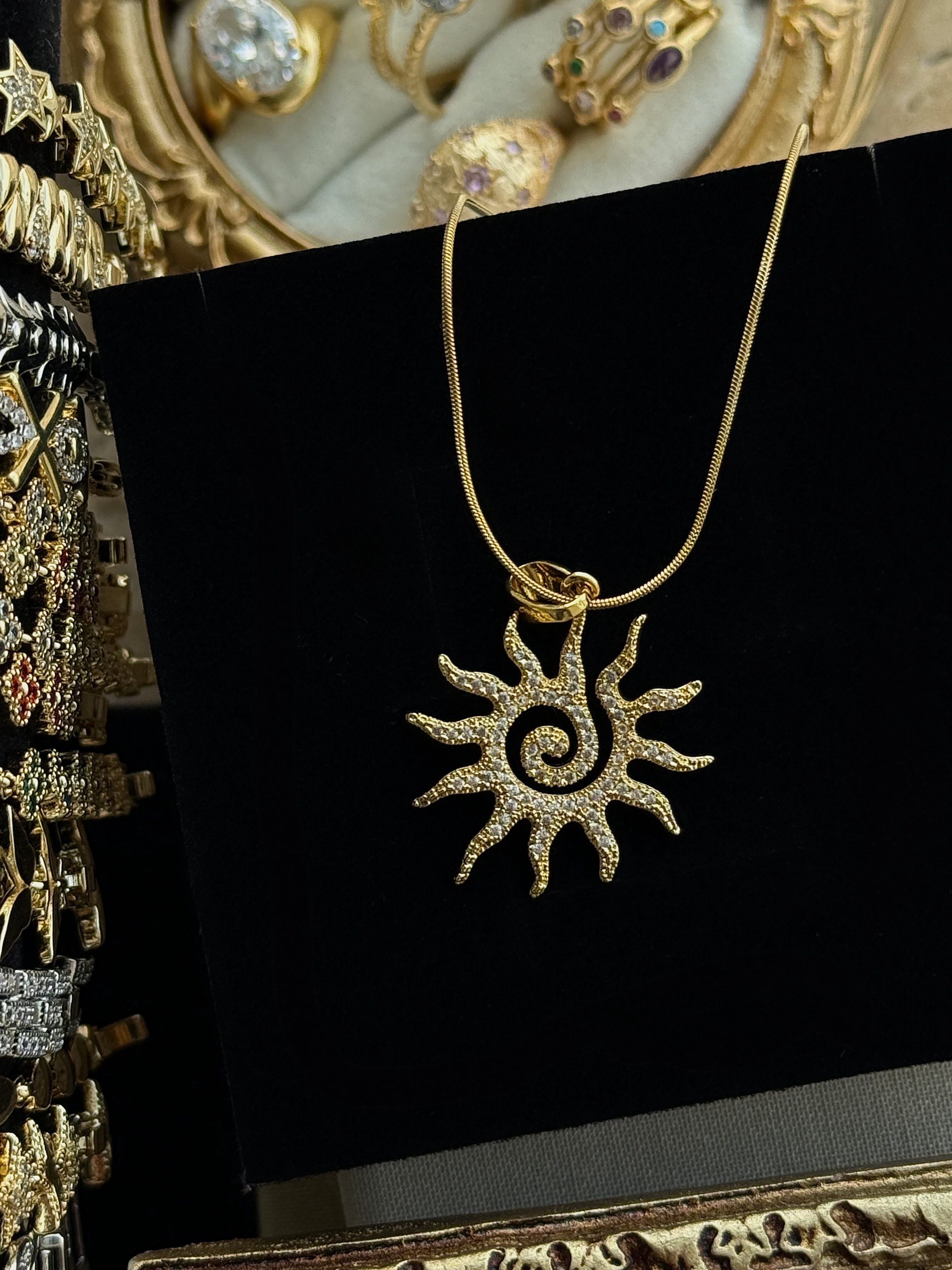 güneş spiral kolye