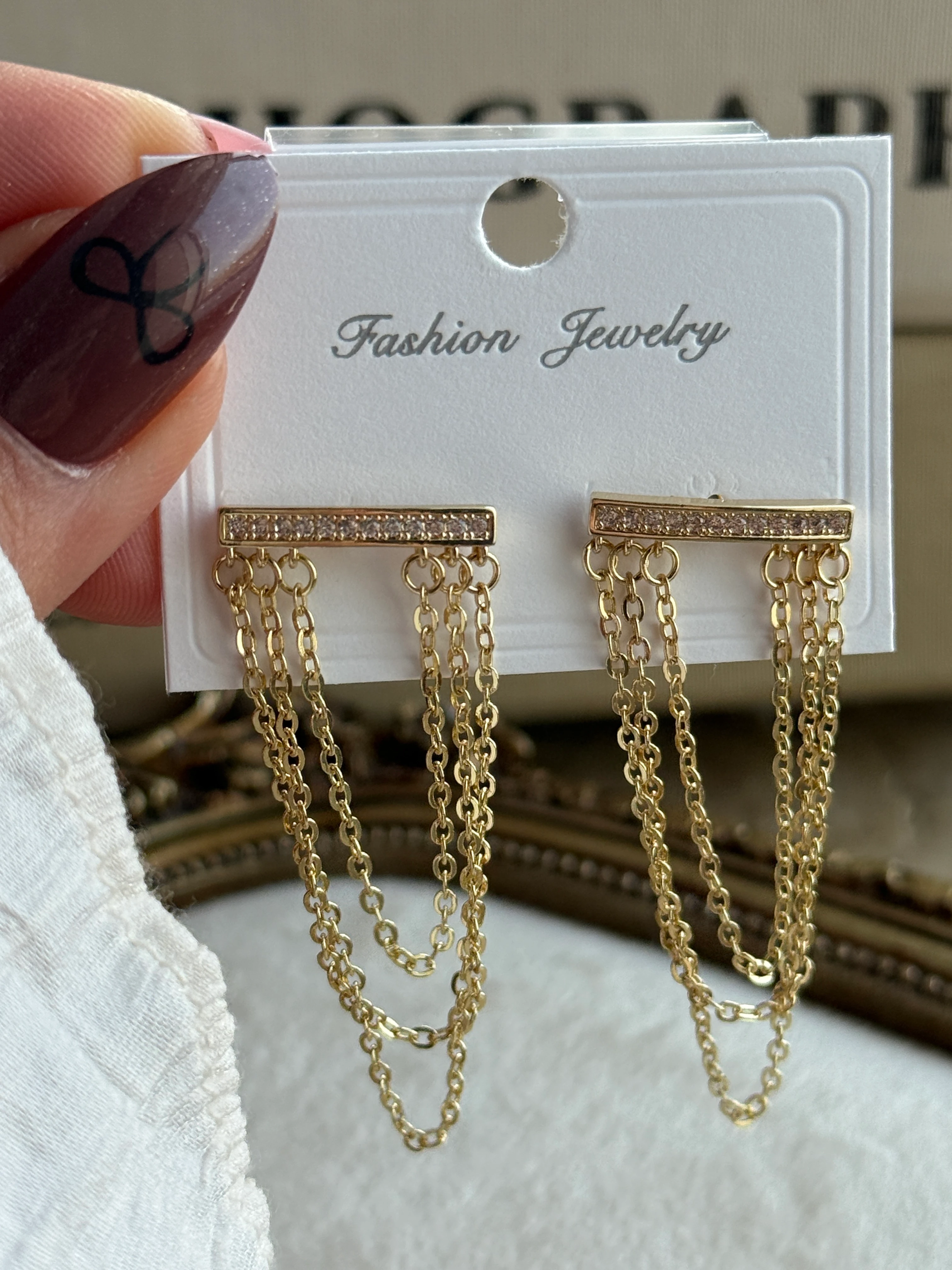 zincir detaylı gold küpe