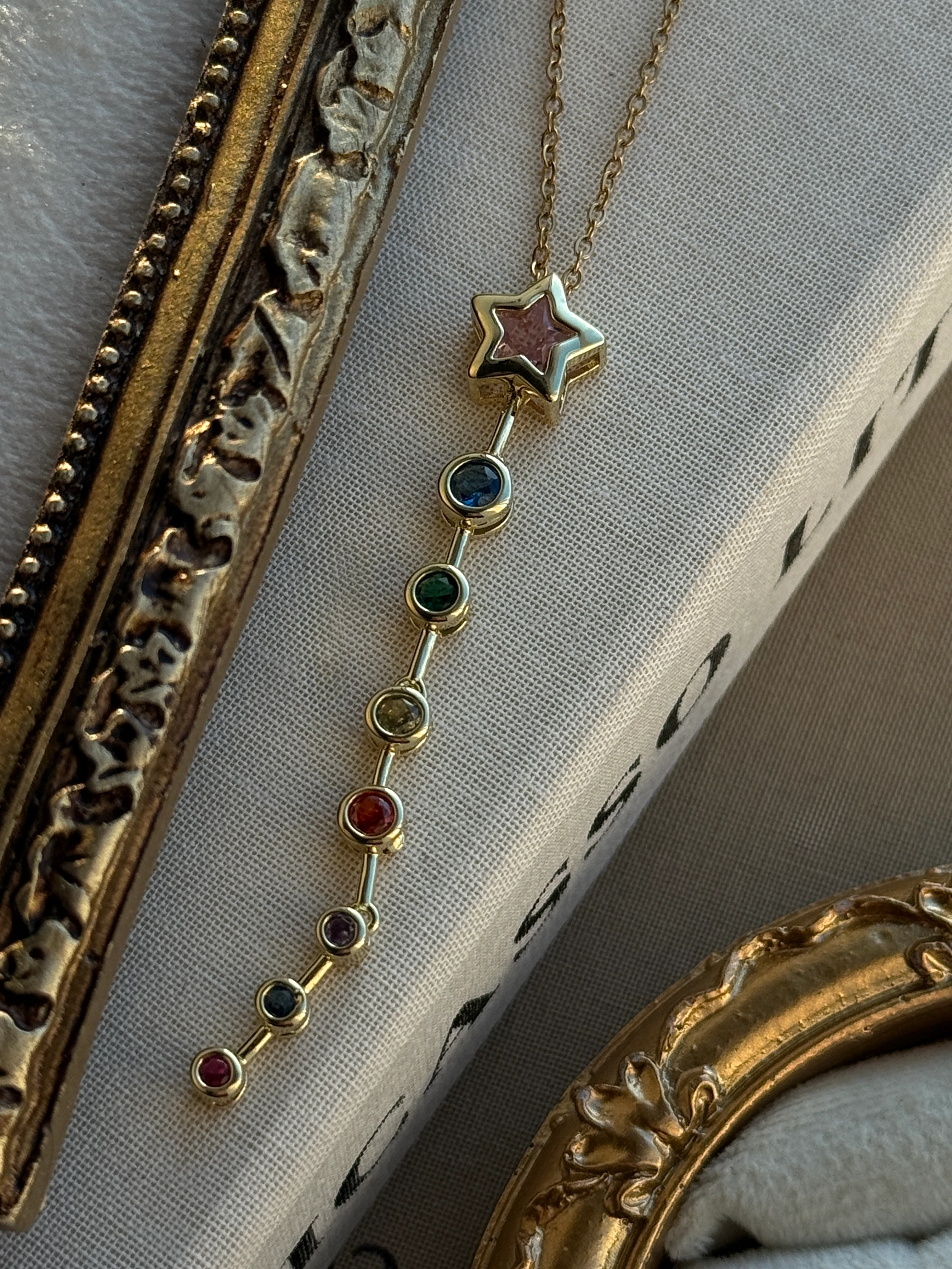 stellar rainbow kolye