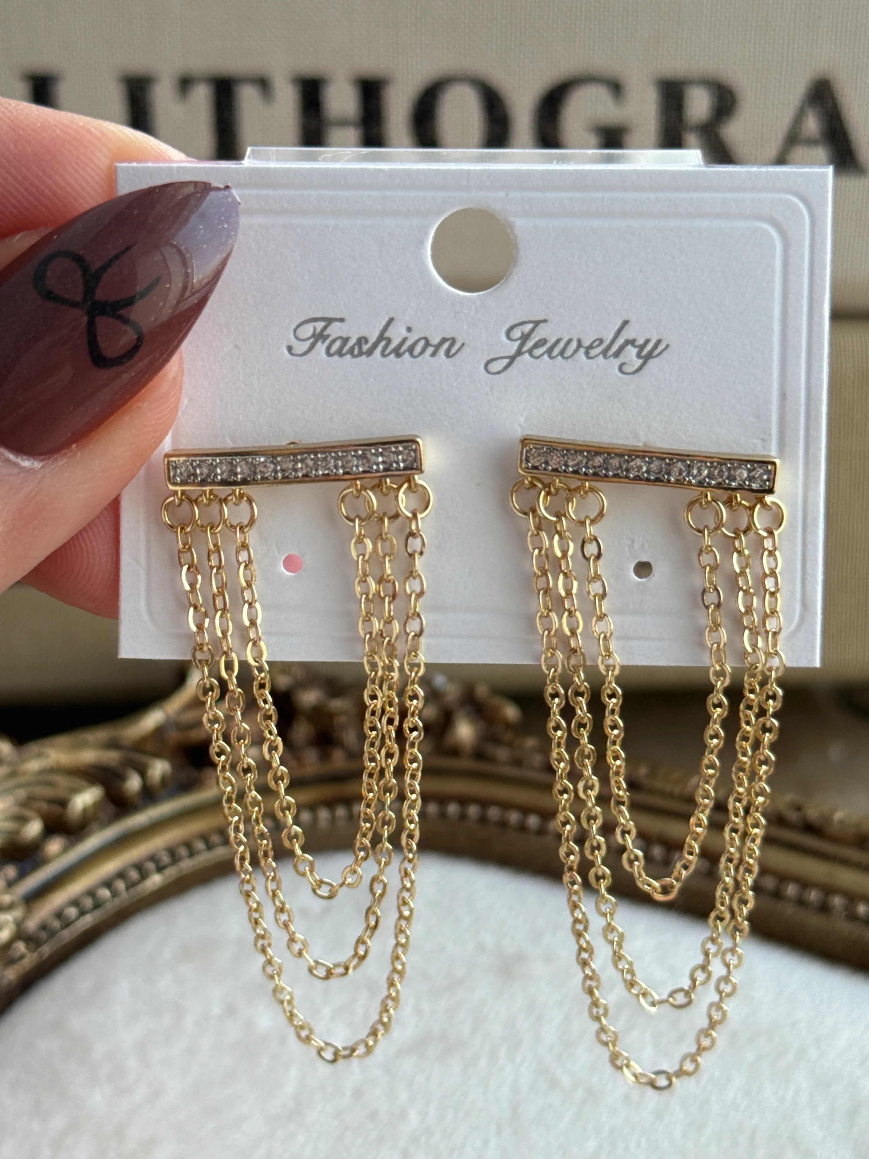 zincir detaylı gold küpe