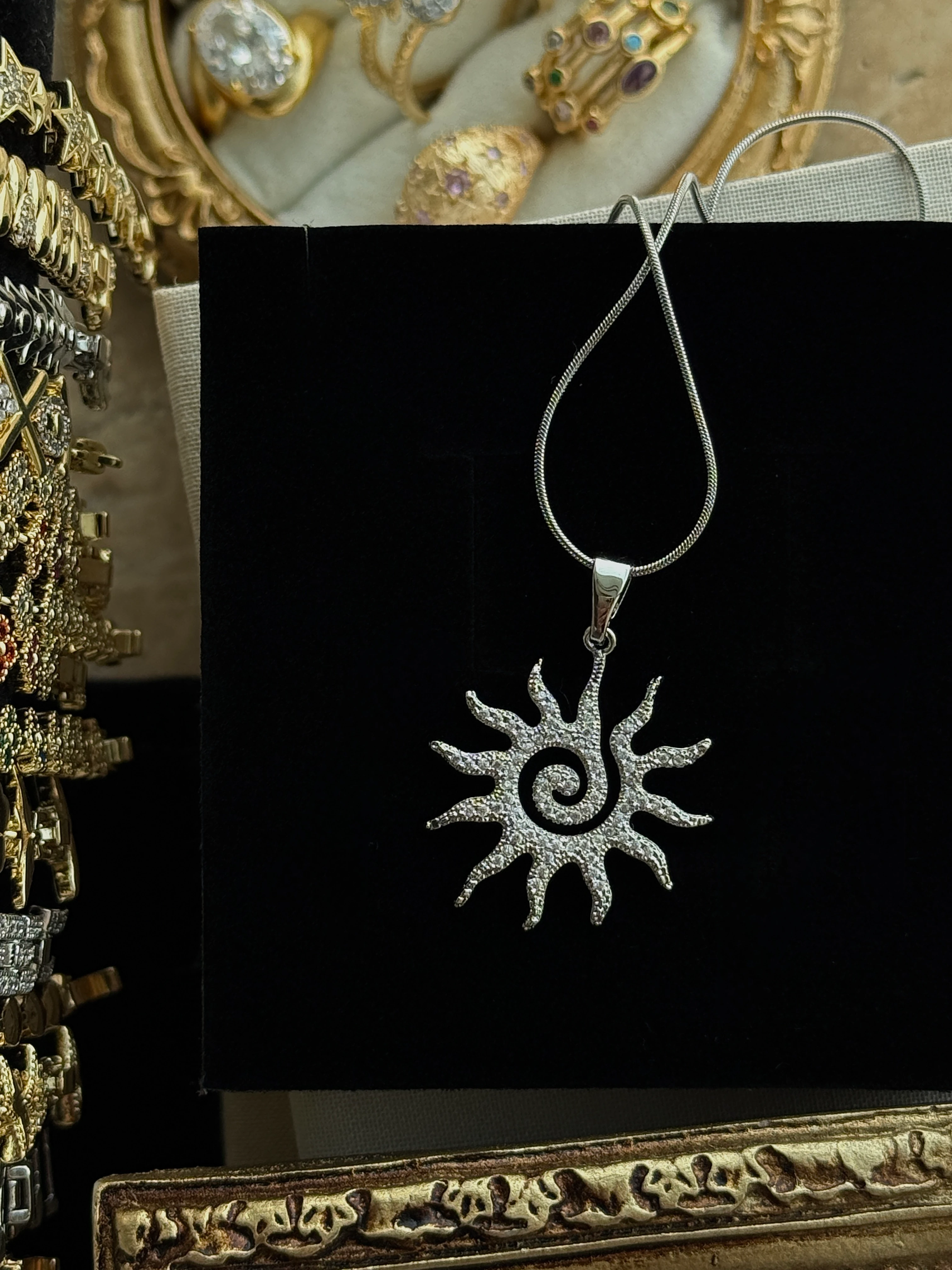 güneş spiral kolye