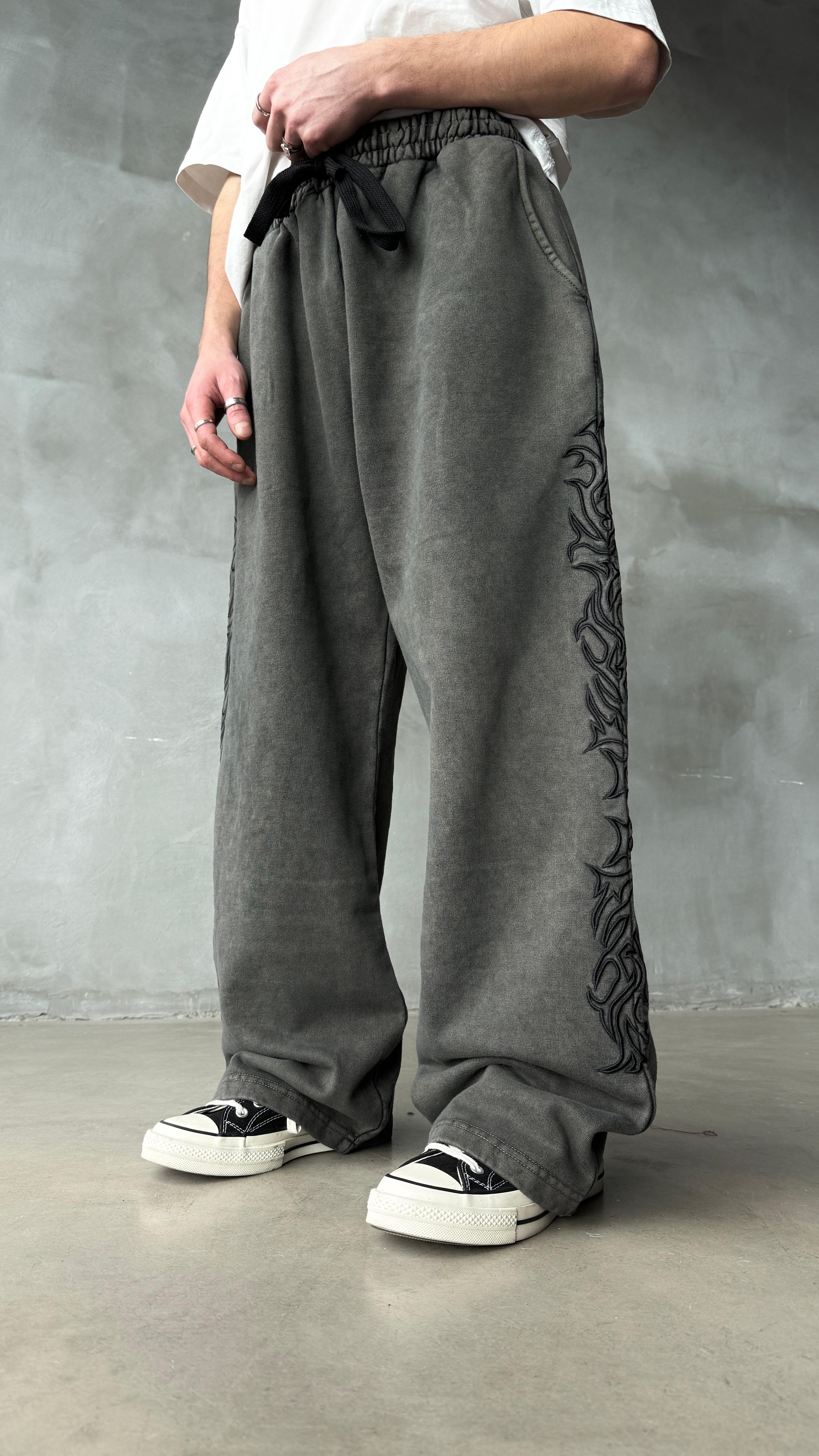 Unreal Diesel Yıkamalı Nakış İşlemeli Premium Baggy Sweatpant
