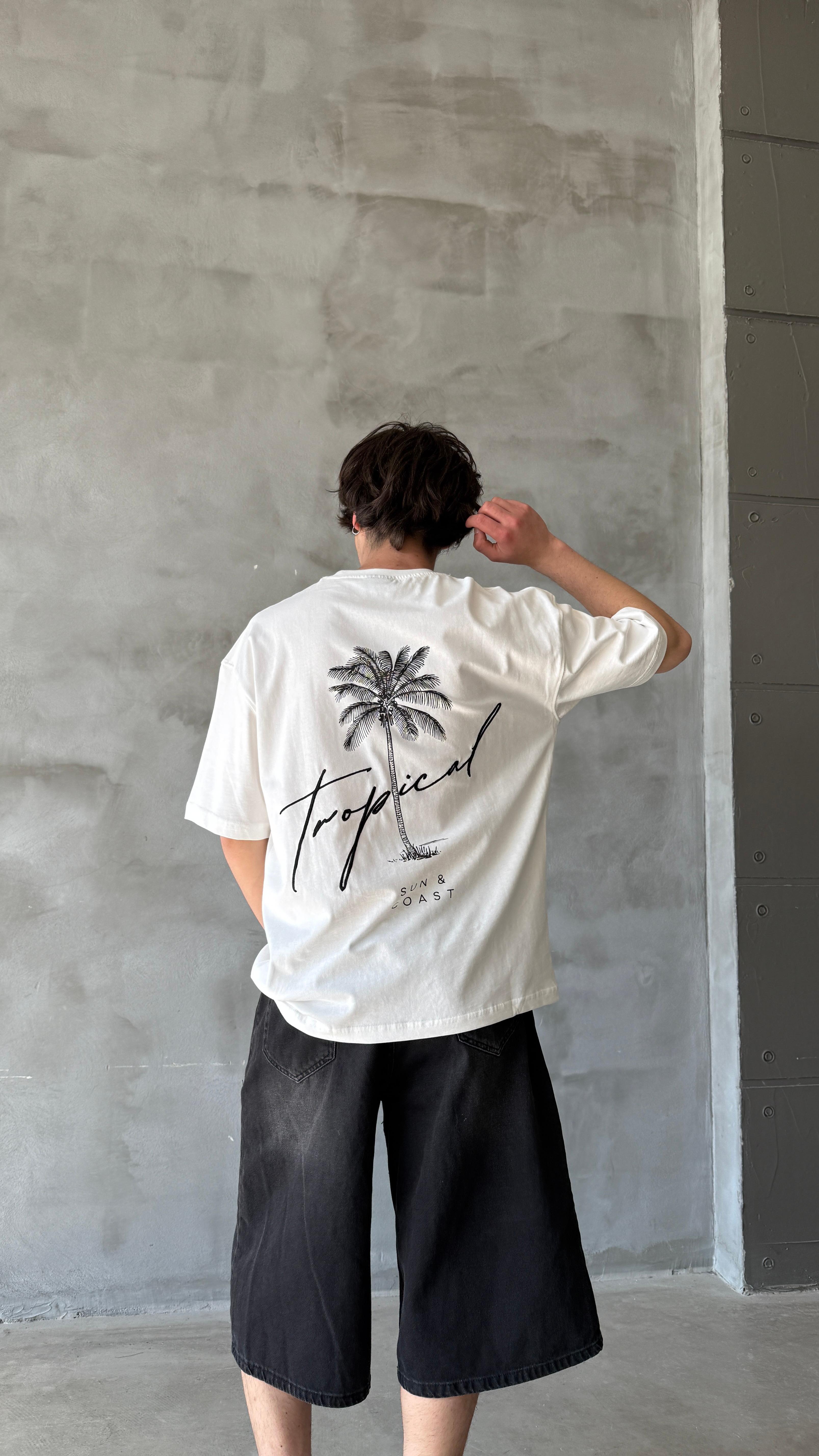Beyaz Tropical Oversize Tişört 