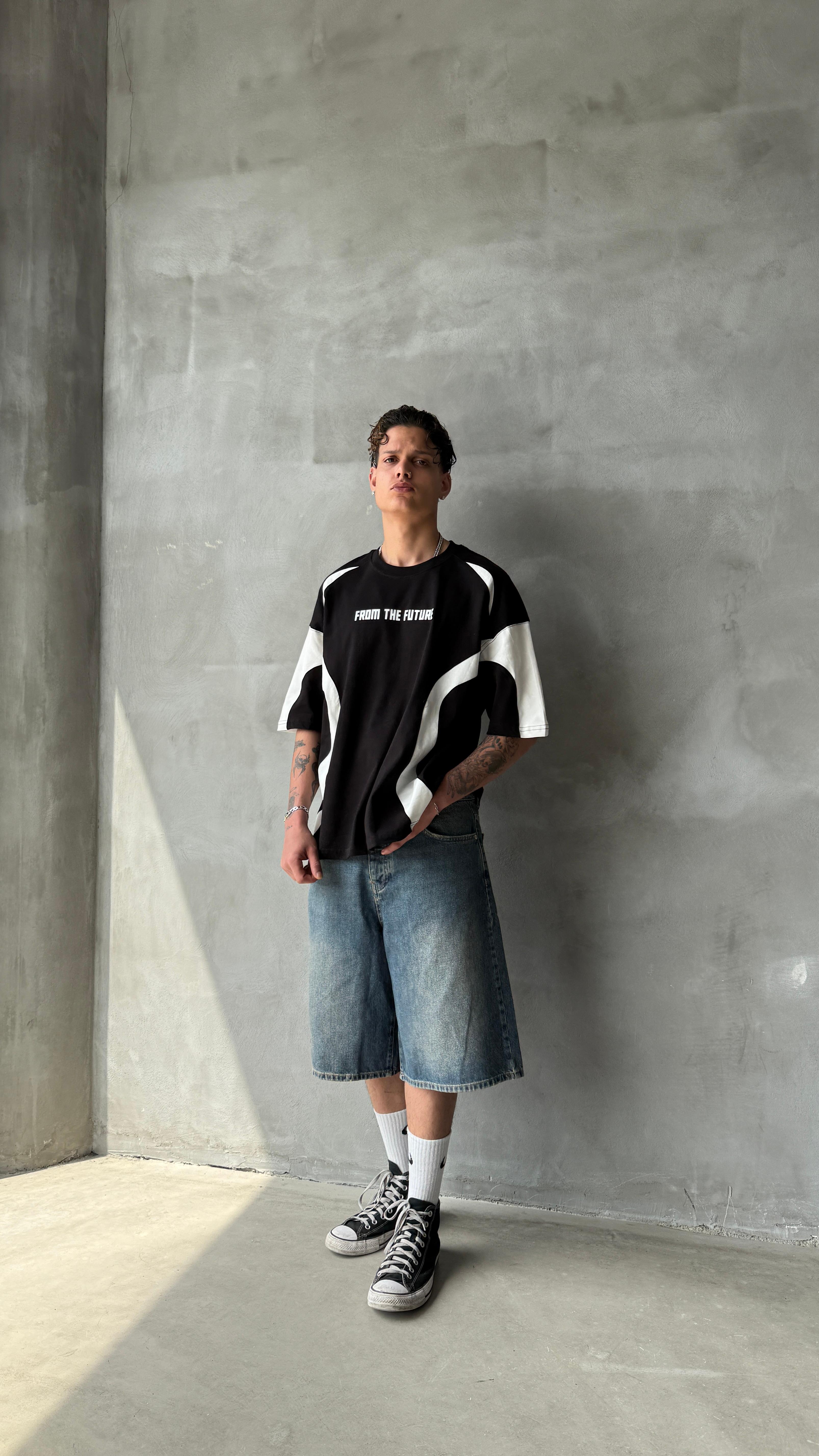 From The Future Siyah Oversize Tişört 
