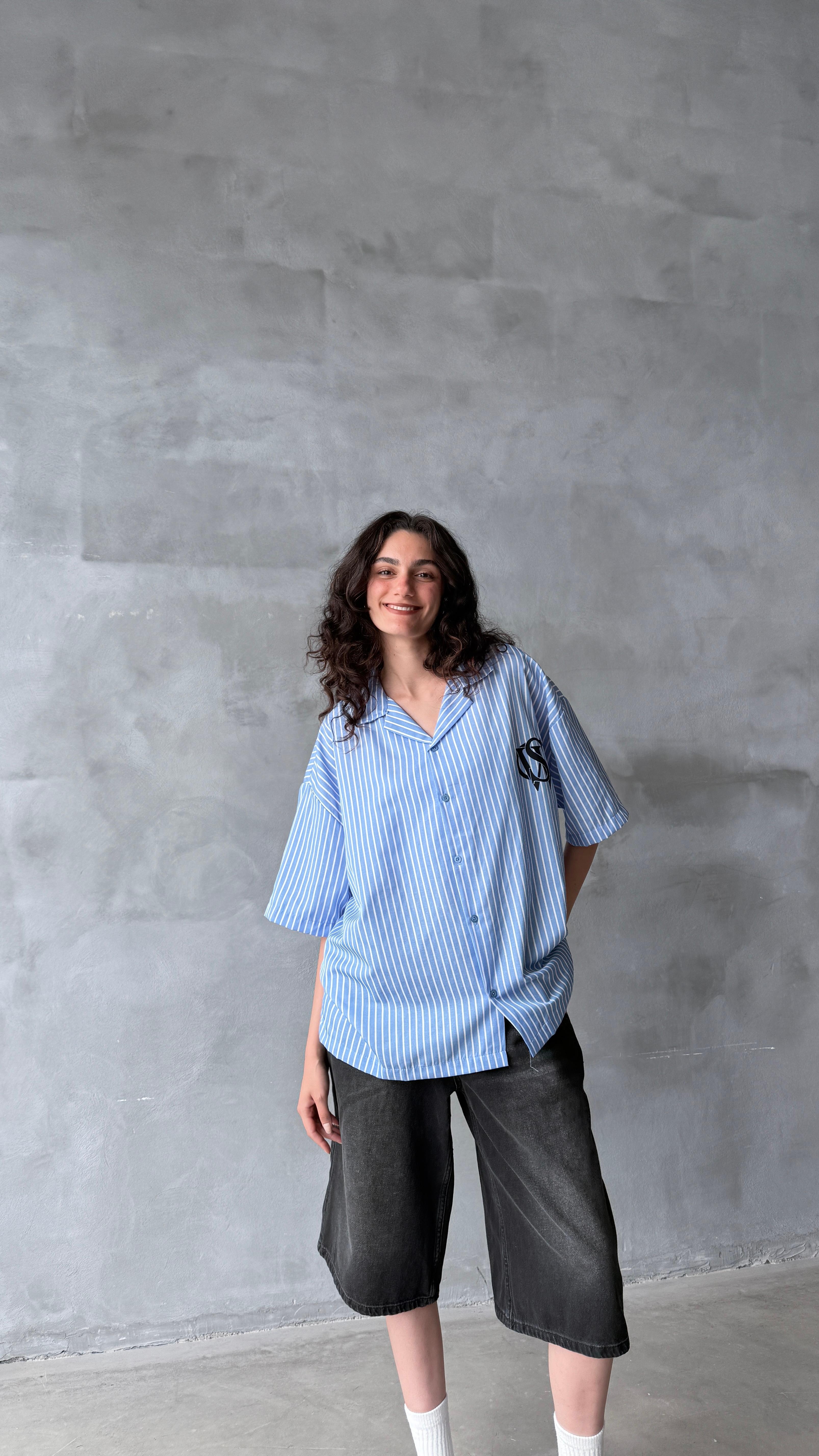 VSV Mavi Çizgili Oversize Gömlek
