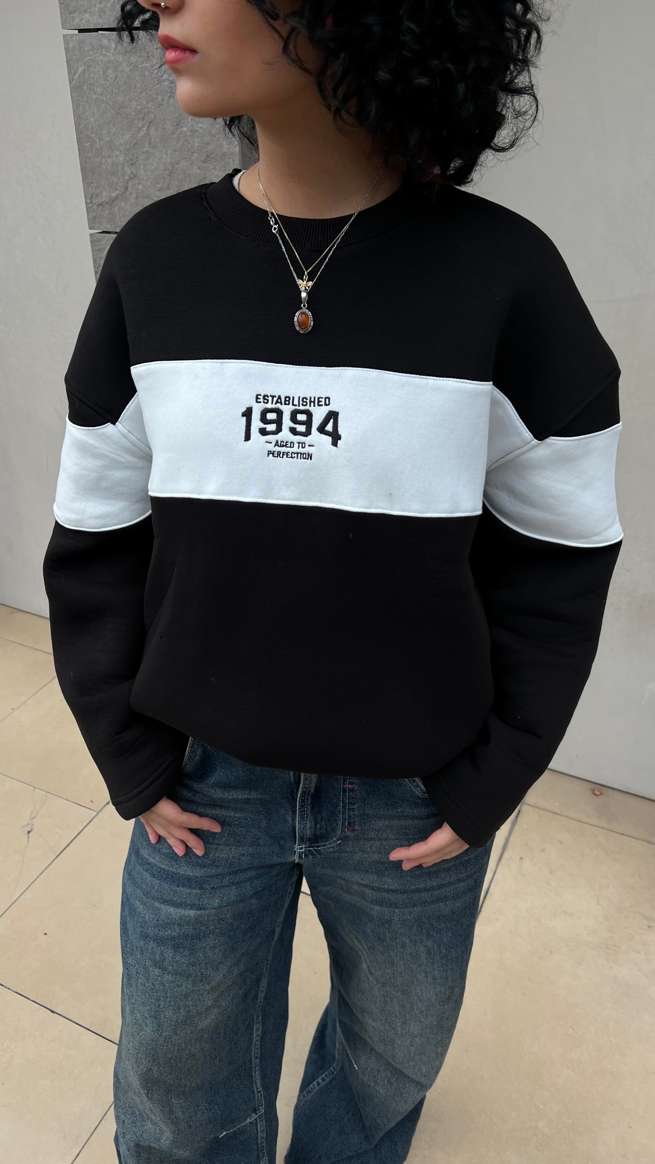 1994 Siyah Nakış İşlemeli Oversize Sweatshirt