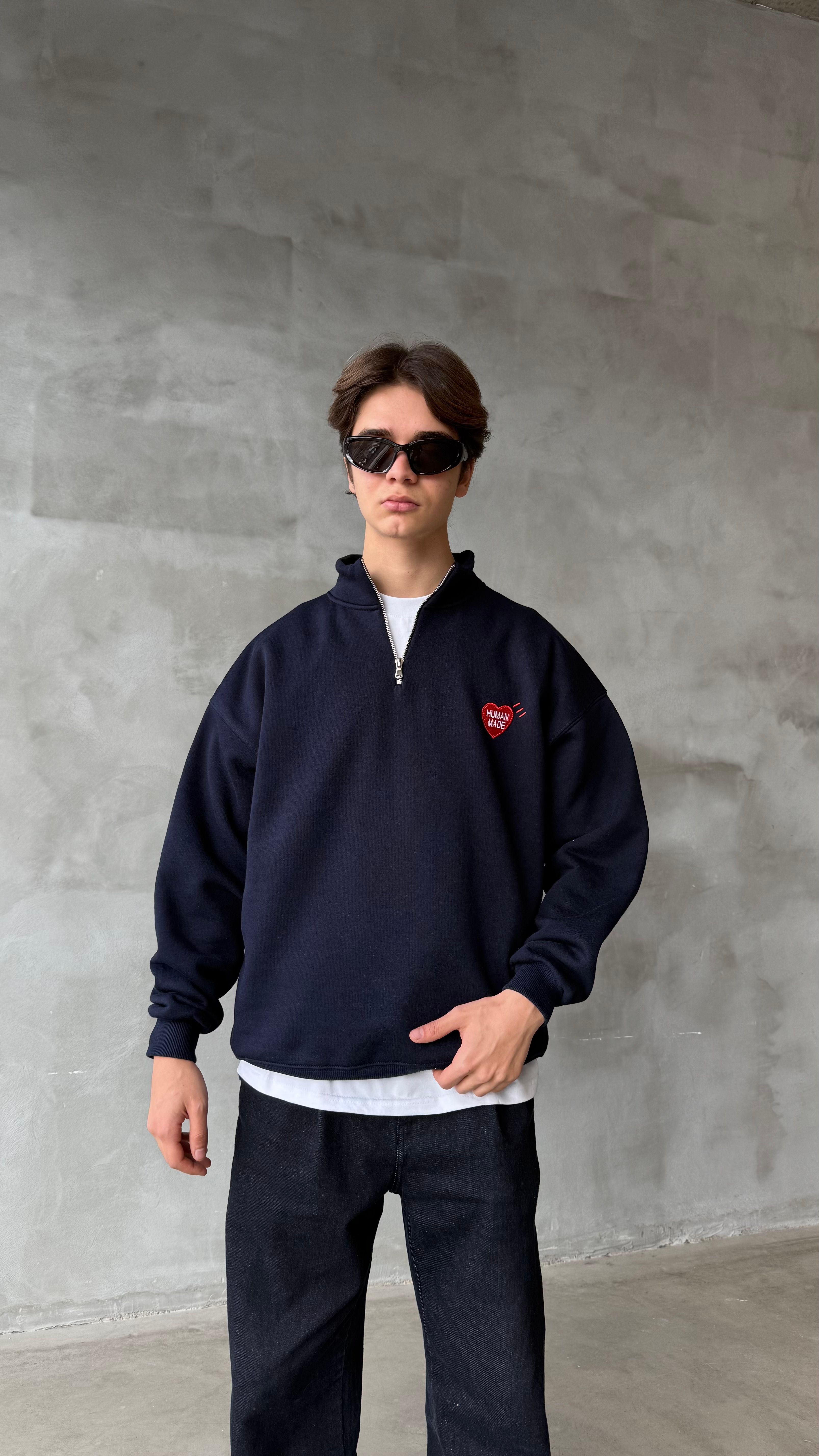 İndigo Nakış İşlemeli Fermuarlı Oversize Sweatshirt