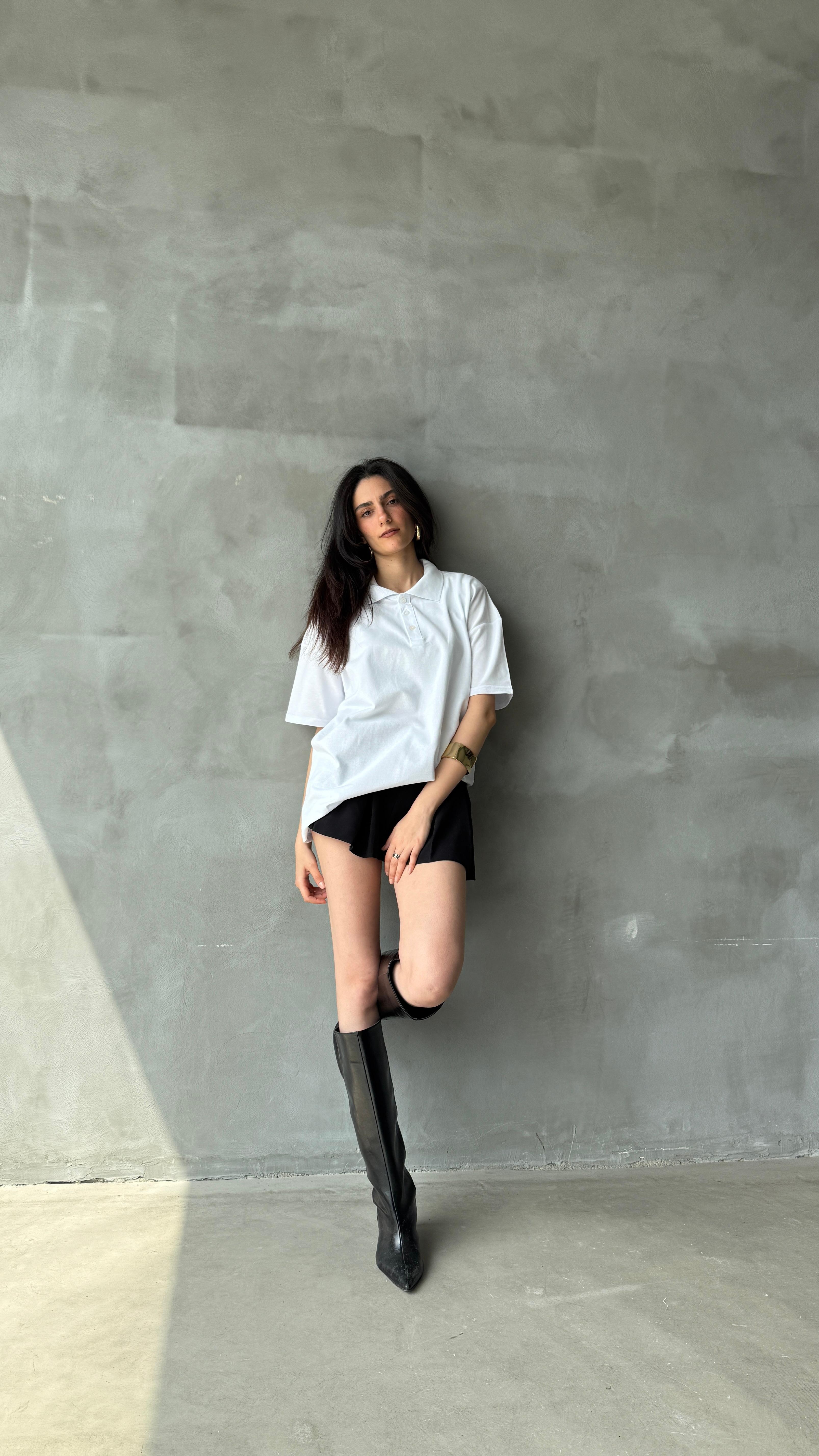 Beyaz Polo Yaka Oversize Comfort Fit Tişört 