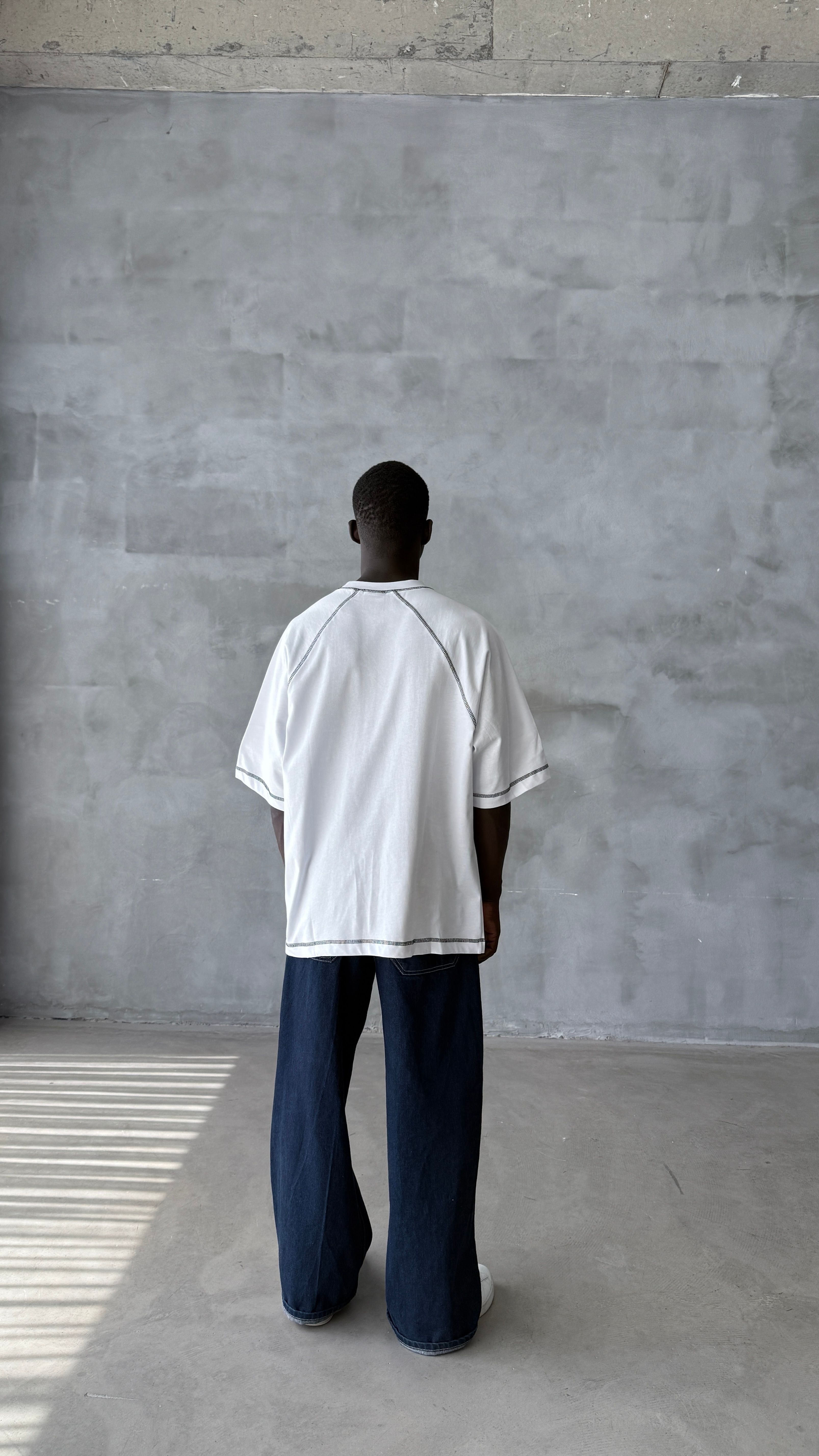 Beyaz Youth Karyoka İşlemeli Oversize Tişört 