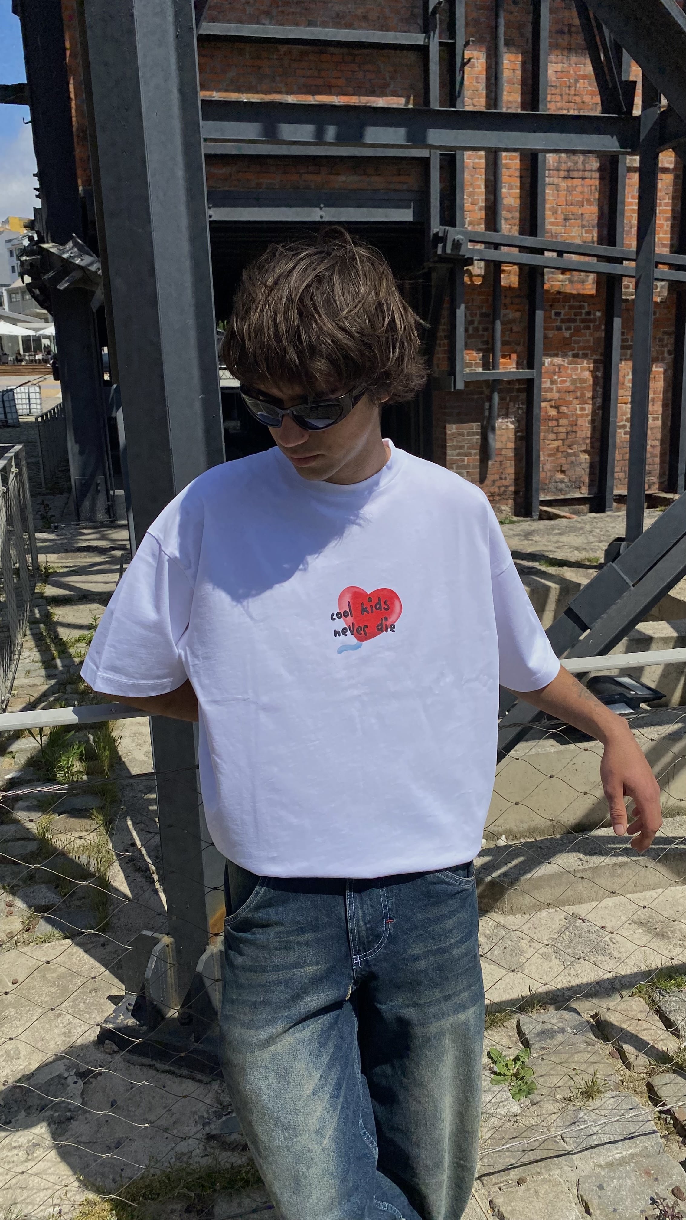 Cool Kids Never Die Oversize Tişört