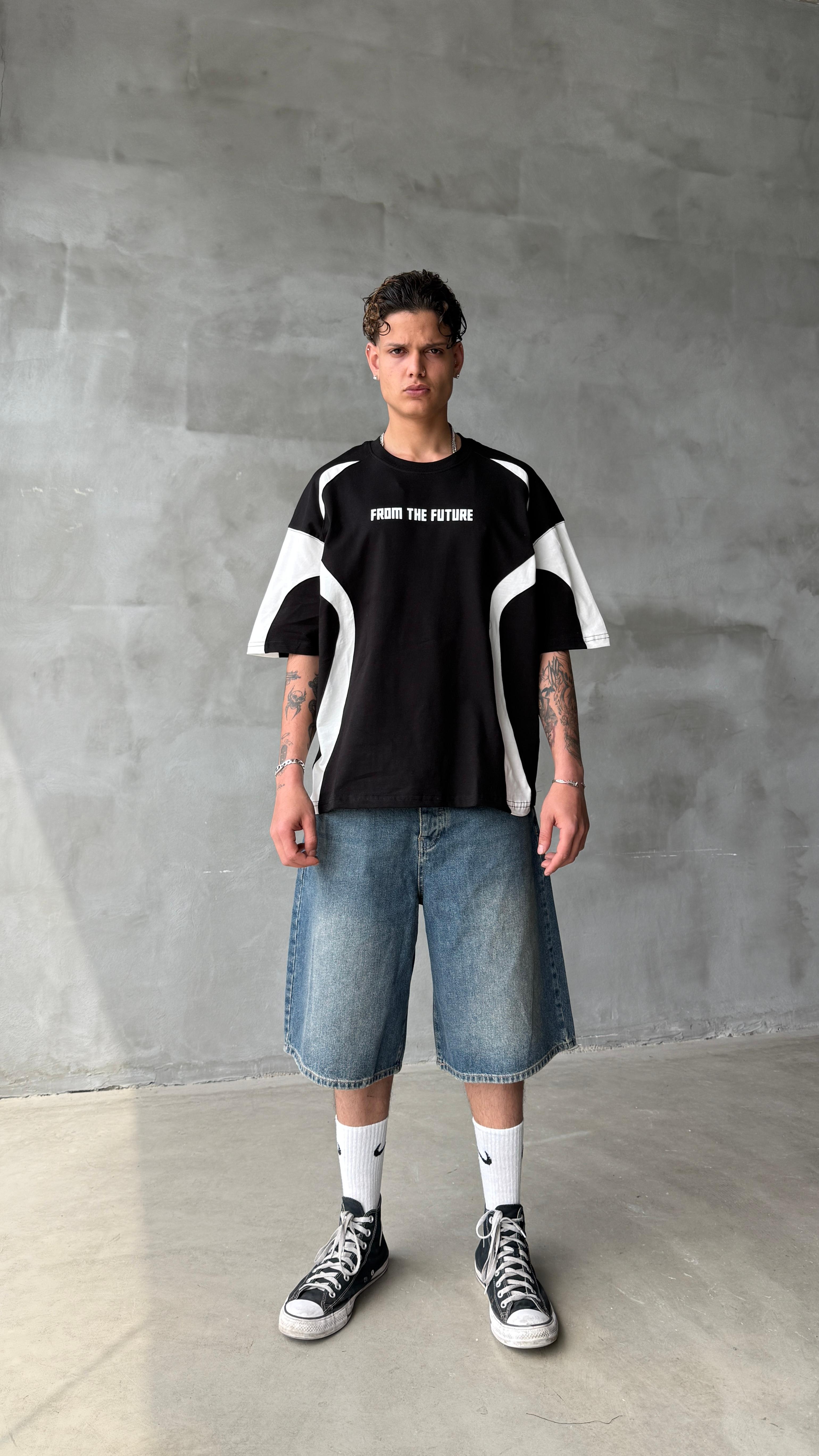 From The Future Siyah Oversize Tişört 