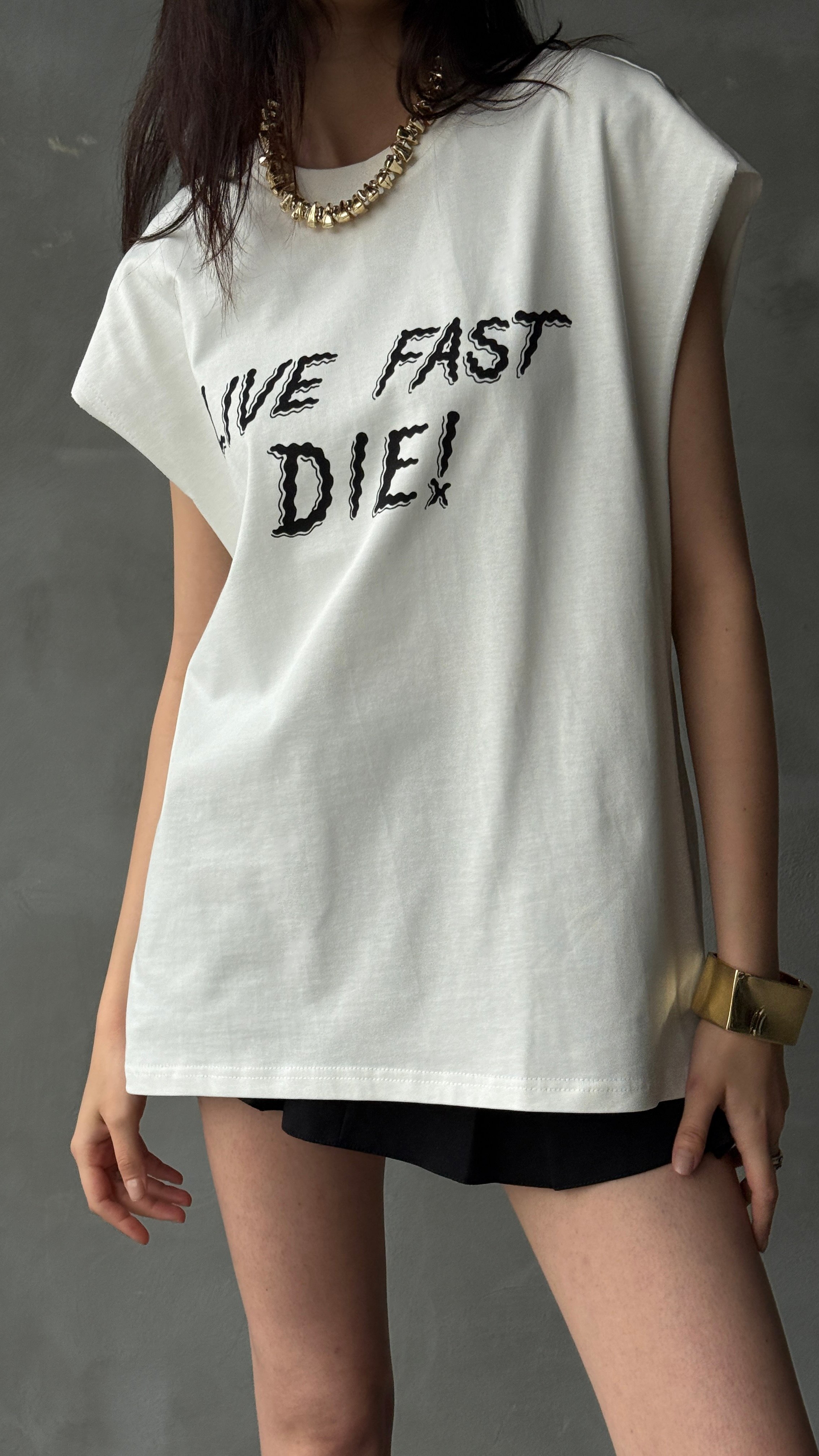 Live Fast Die Beyaz Yarım Kol Oversize Tişört 