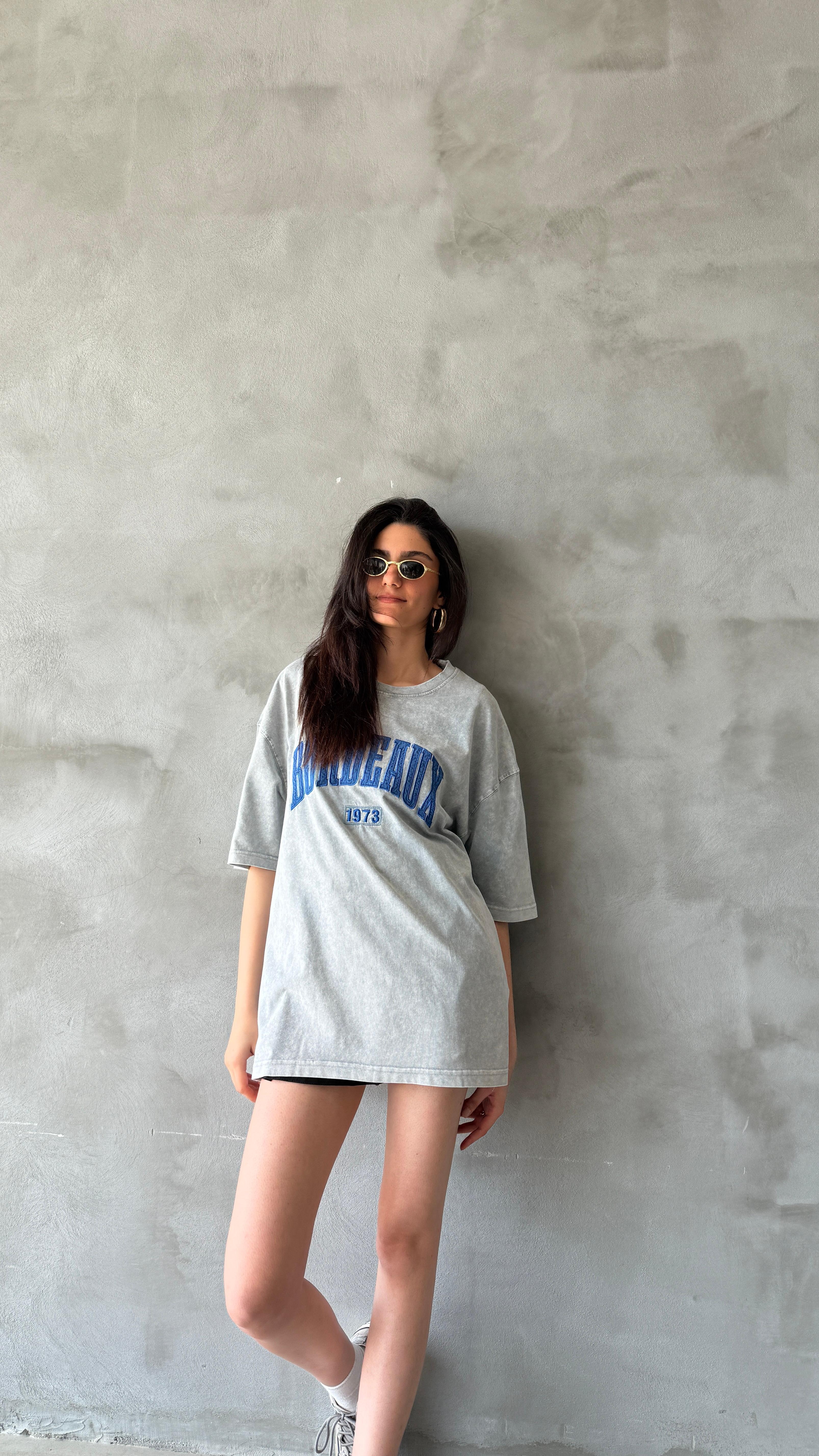Gri Bordeaux Yıkamalı Oversize Tişört 