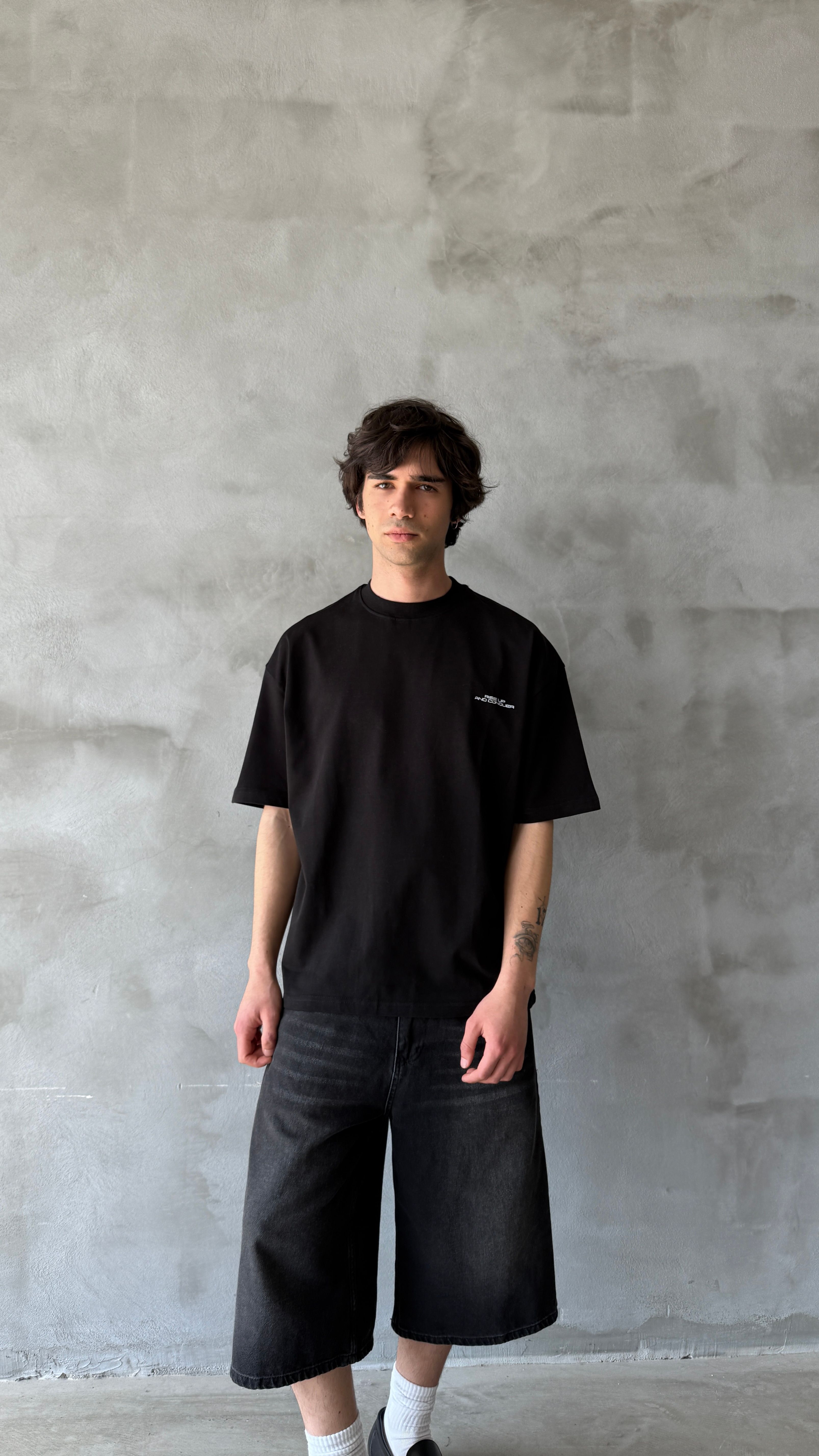 Siyah Rise Up Oversize Tişört