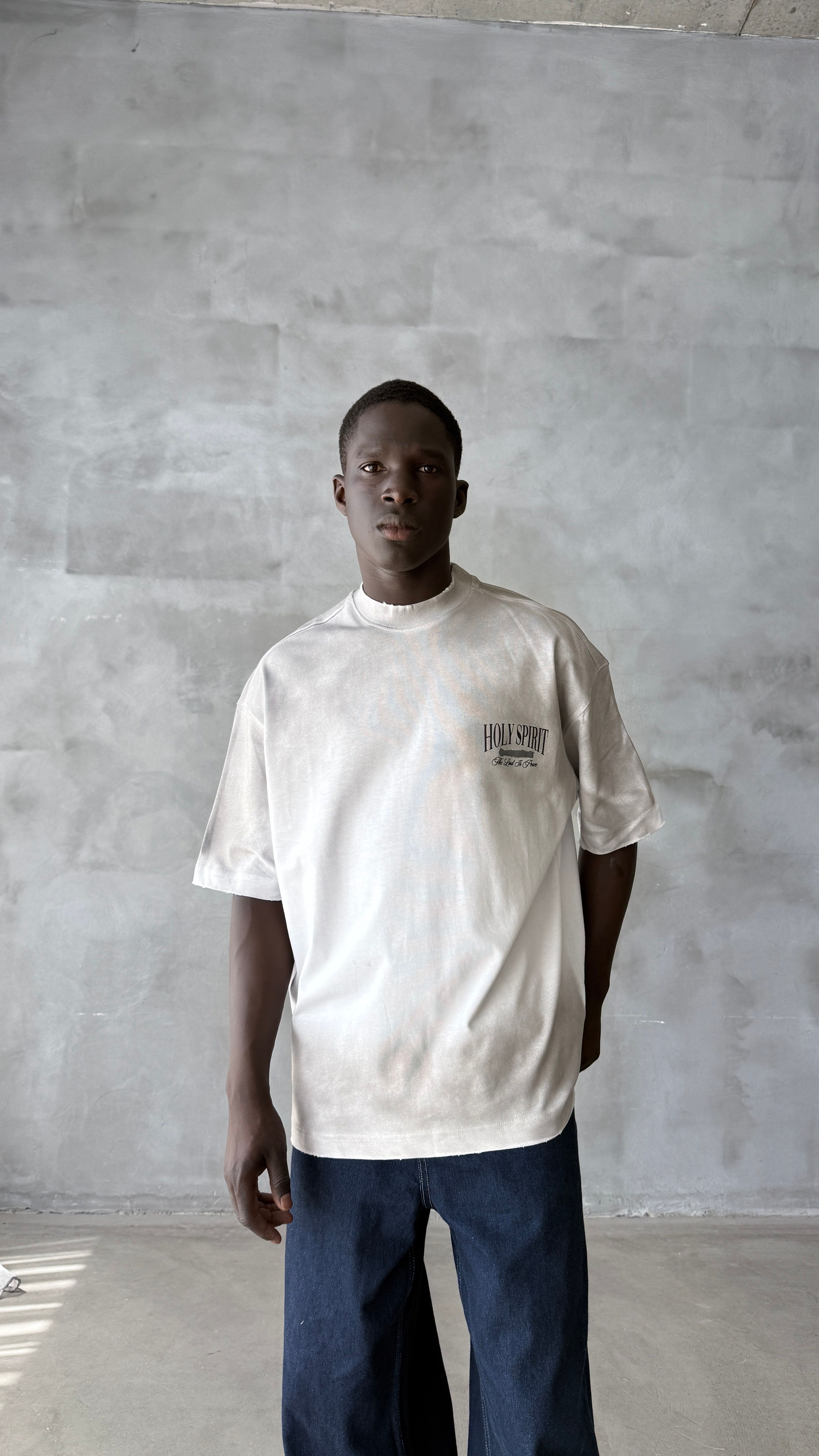Holy Sprit Beyaz Yıkamalı Oversize Tişört 