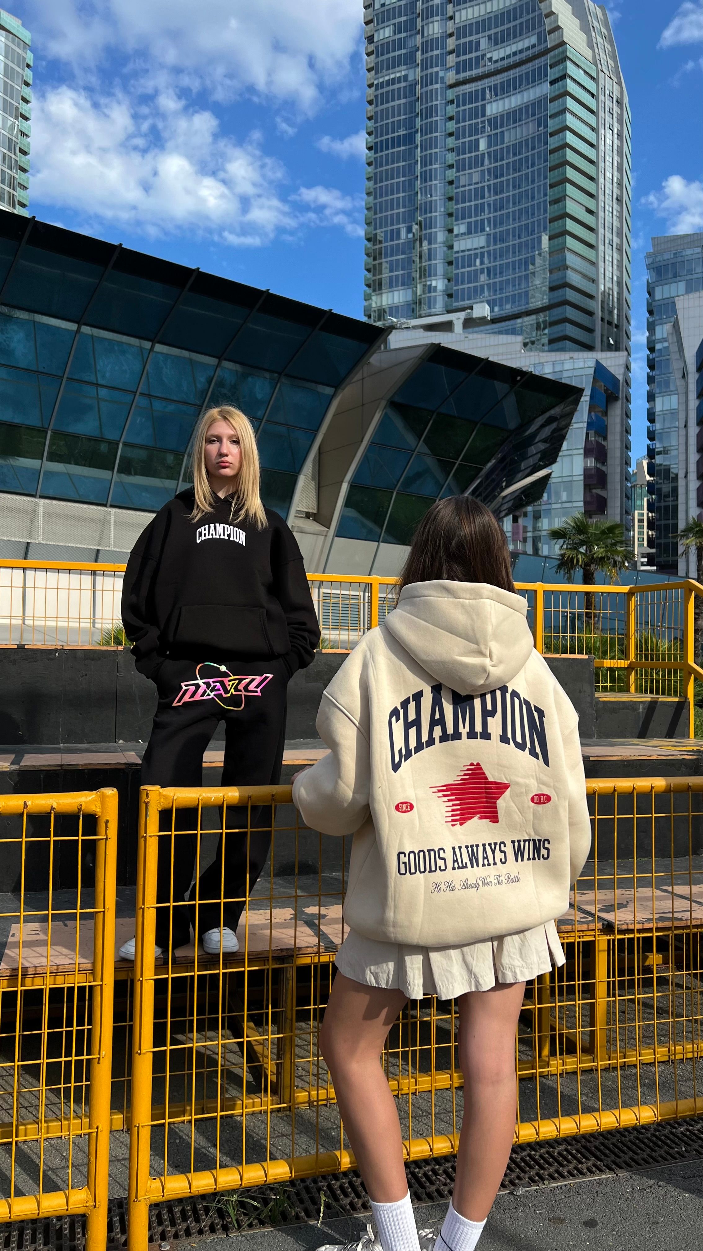 Champion Bej Oversize Hoodie 